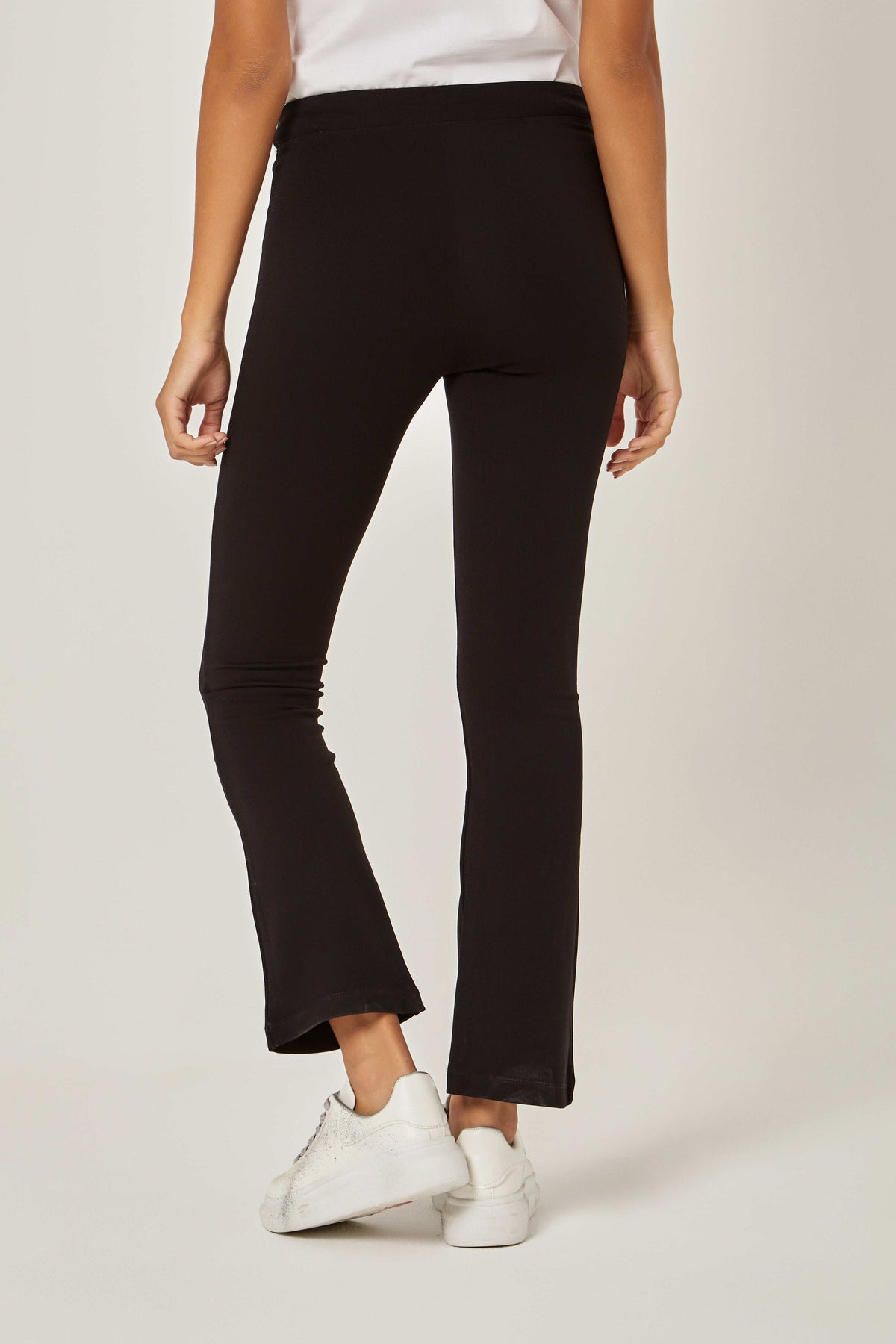 Women Straight Leg Pant - Black