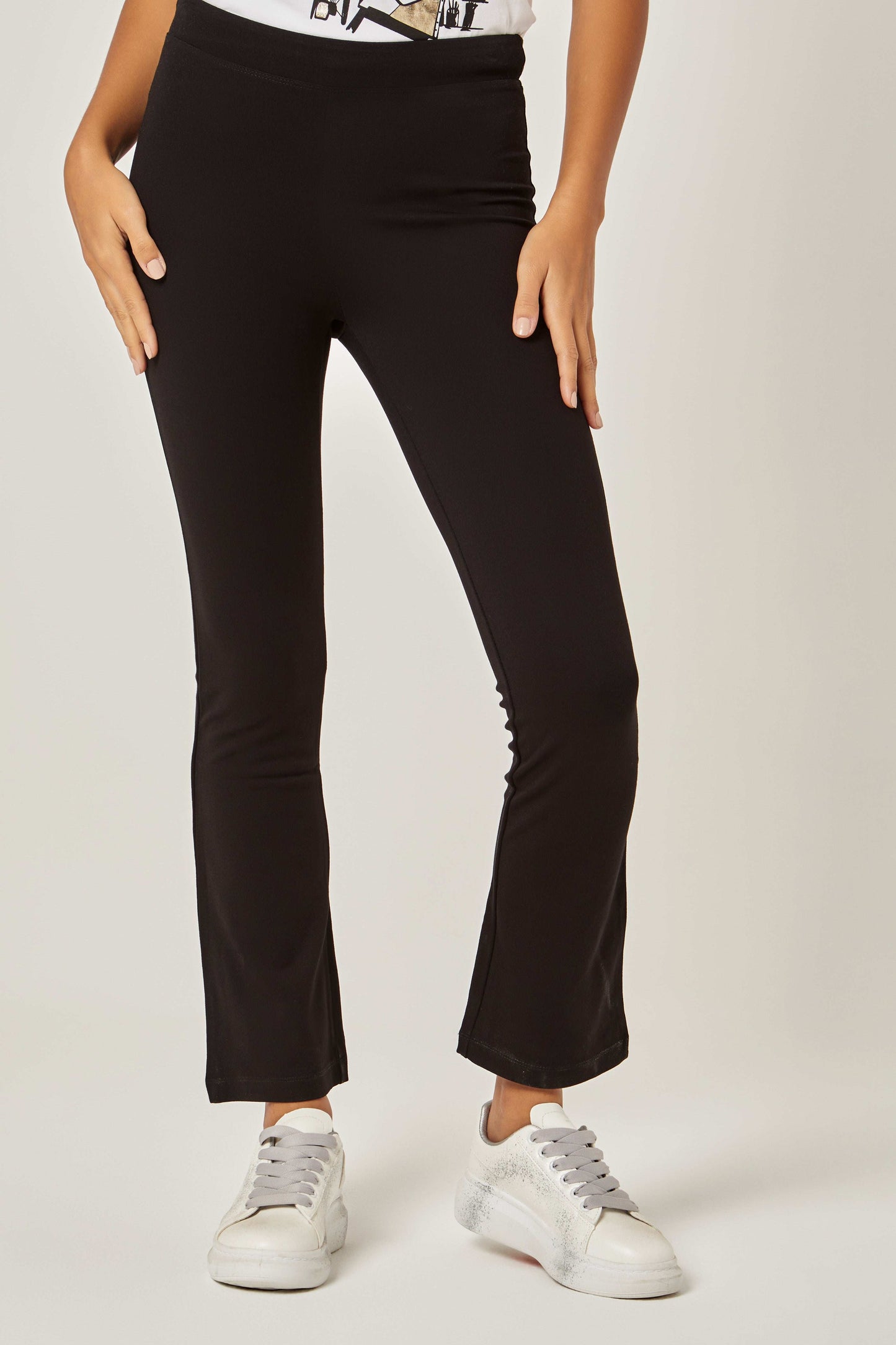 Women Straight Leg Pant - Black