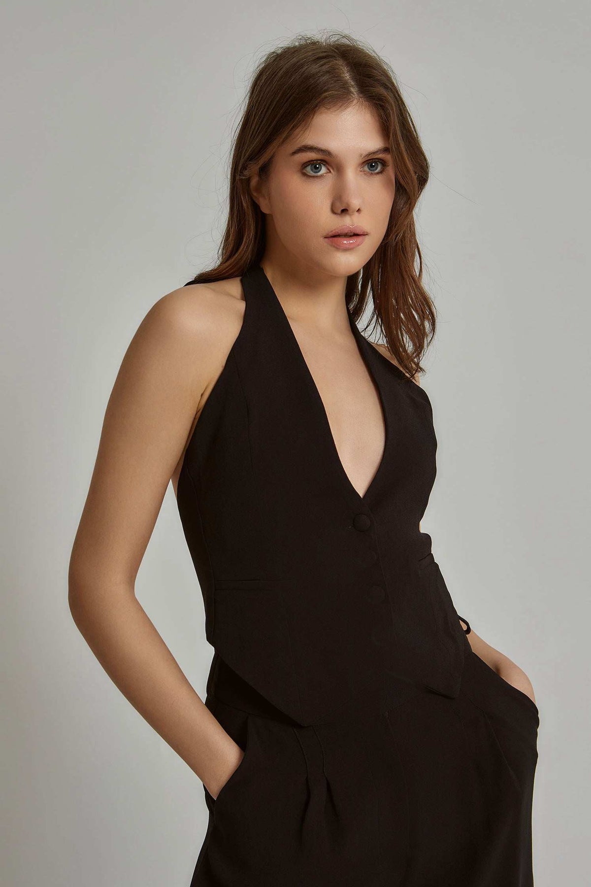 Women Regular Fit Vest - Black