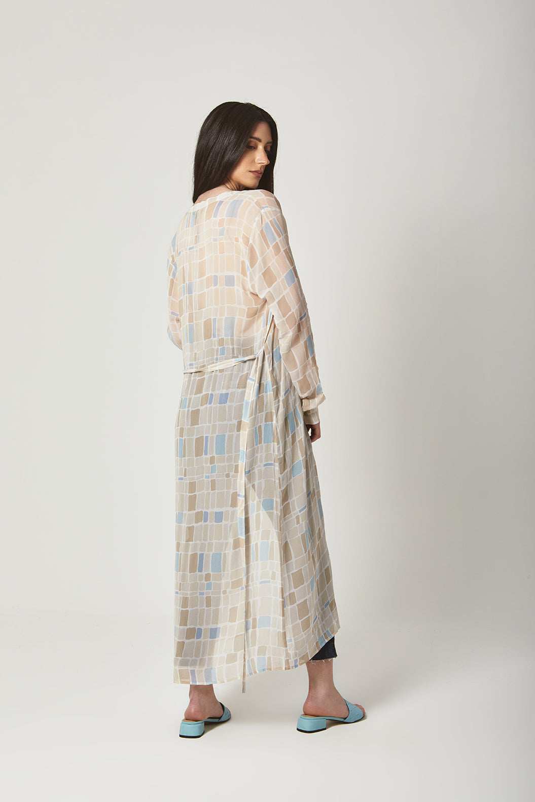 فستان نسائي بقصّة عادية - مطبوع متعدد الألوان