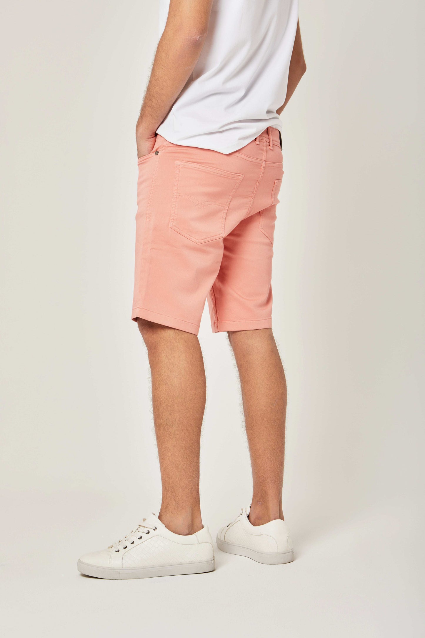 Men Regular Fit Bermuda - Pink