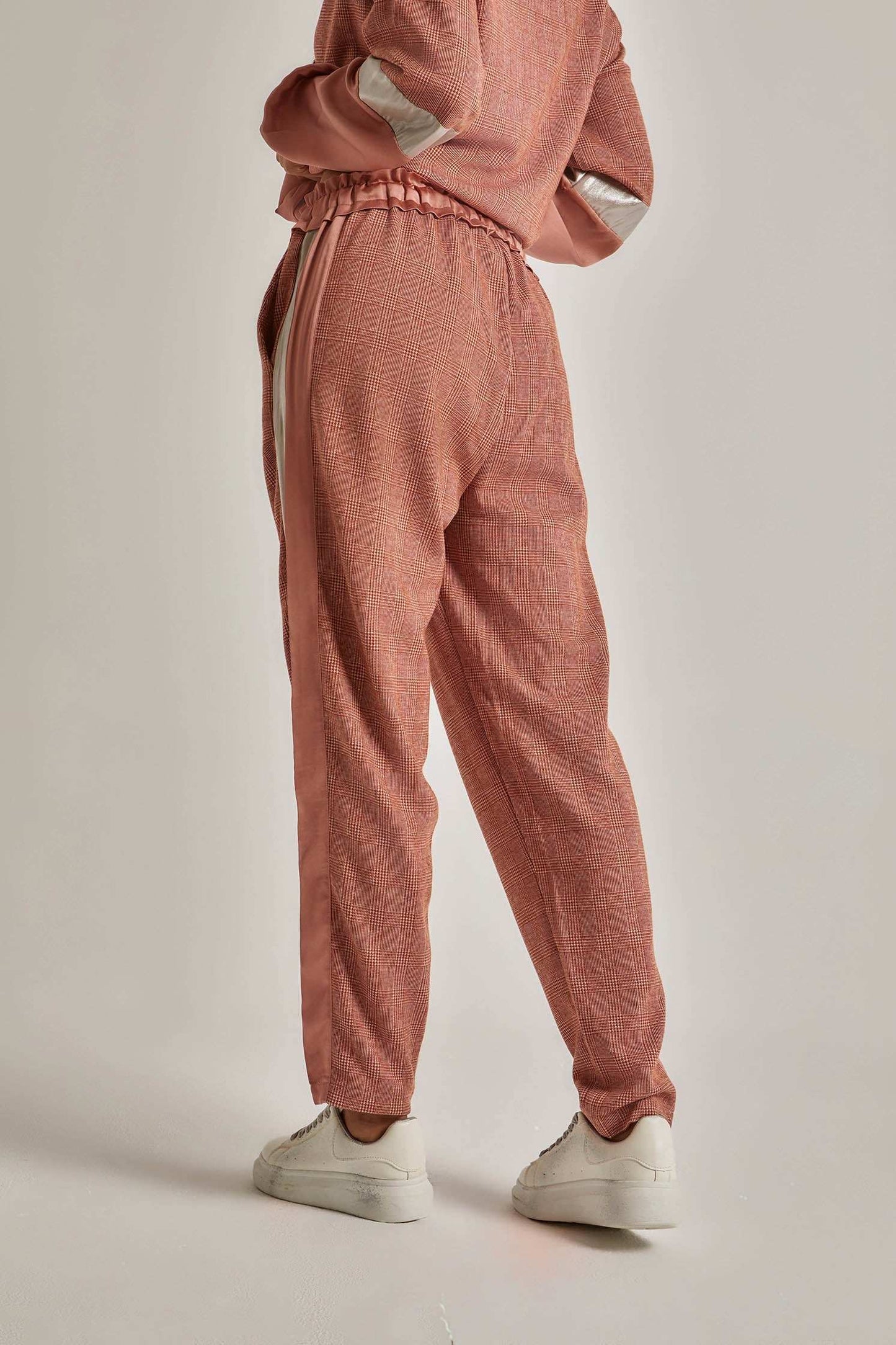 Women Regular Fit Sweat Pant