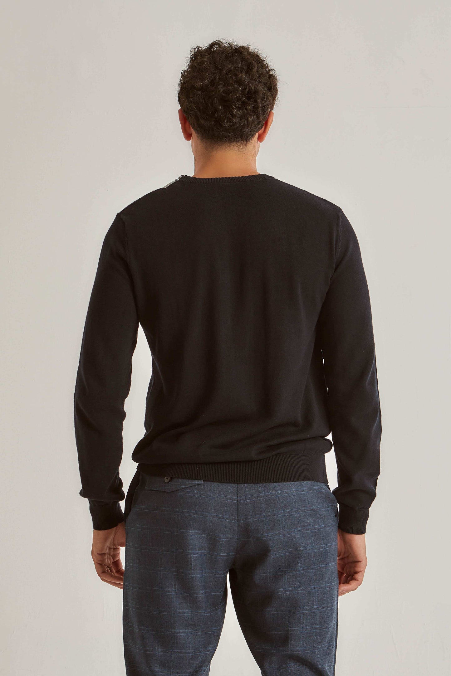 Men Regular Fit Pullover - Black