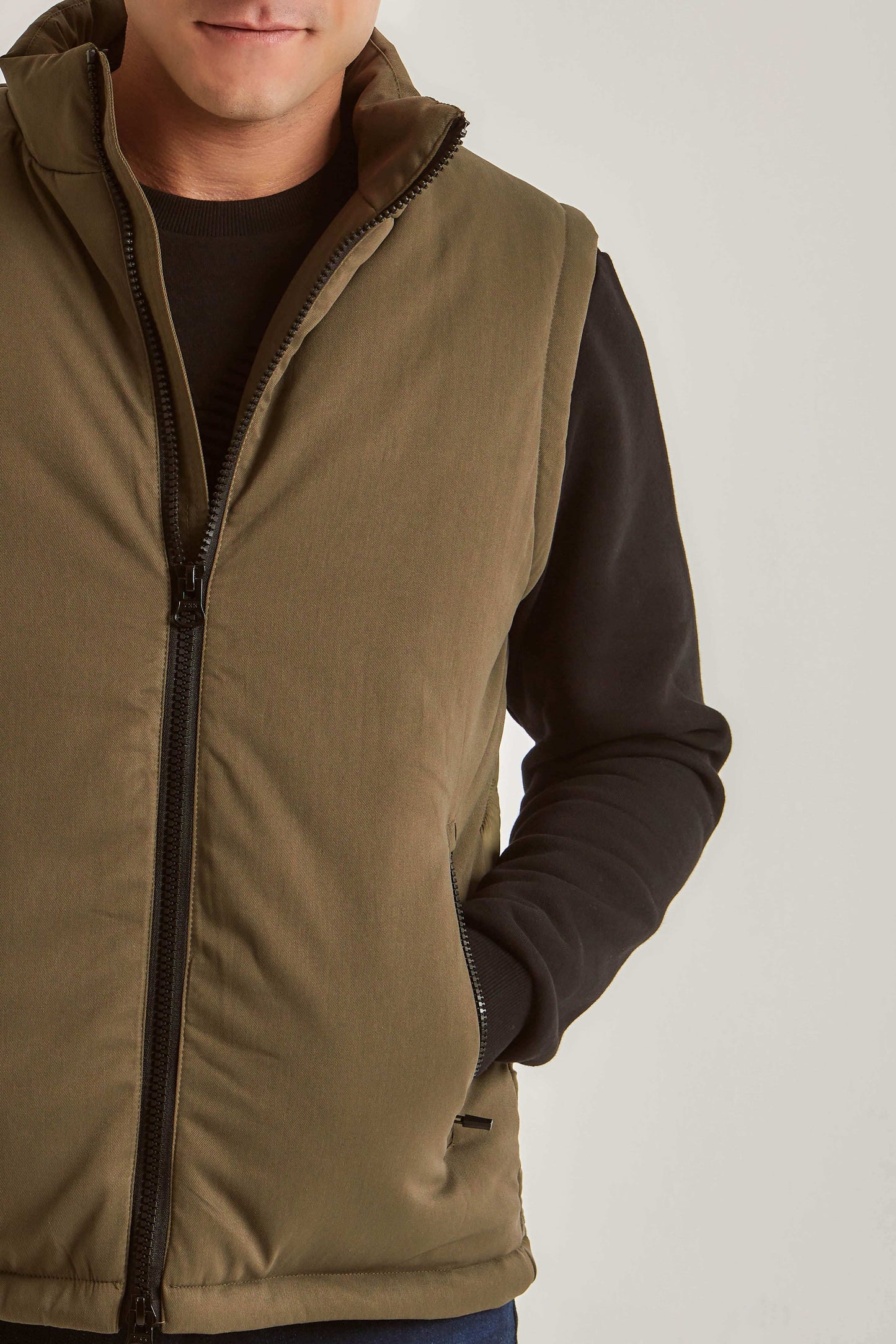 Men Regular Fit Vest - Green