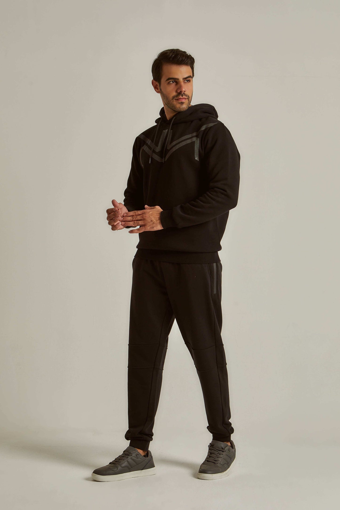 Men Regular Fit Sweat Shirt - Black