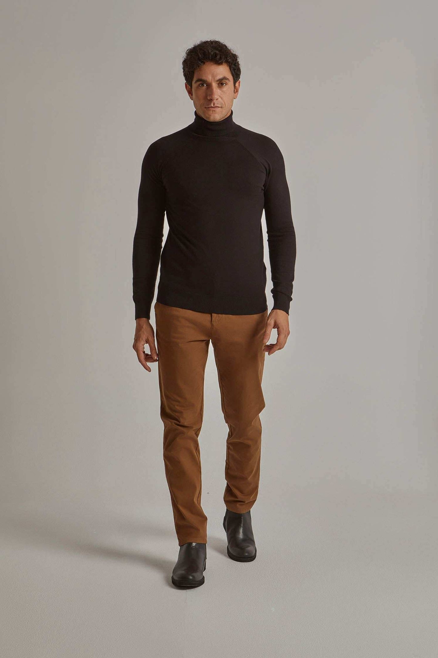 Men Tapered Pant Coca