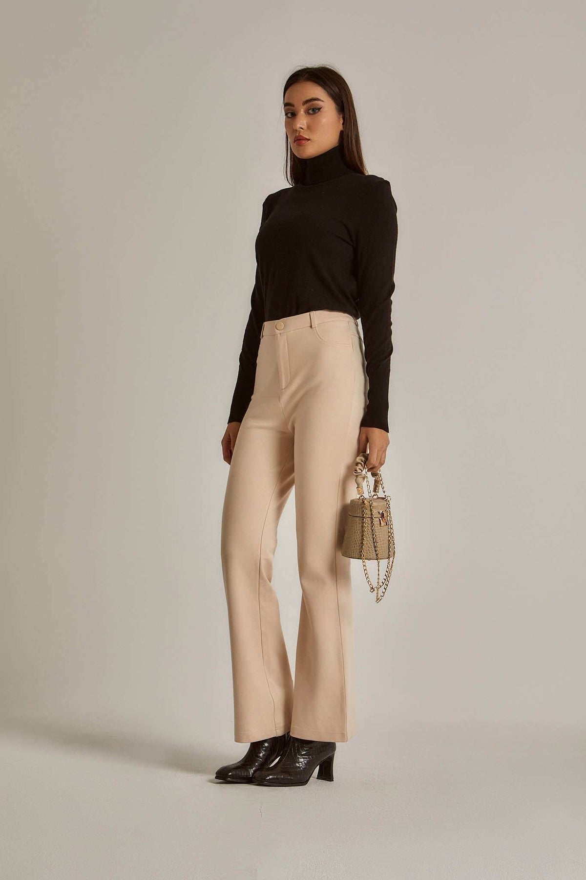 Women Regular Fit Pant - Beige