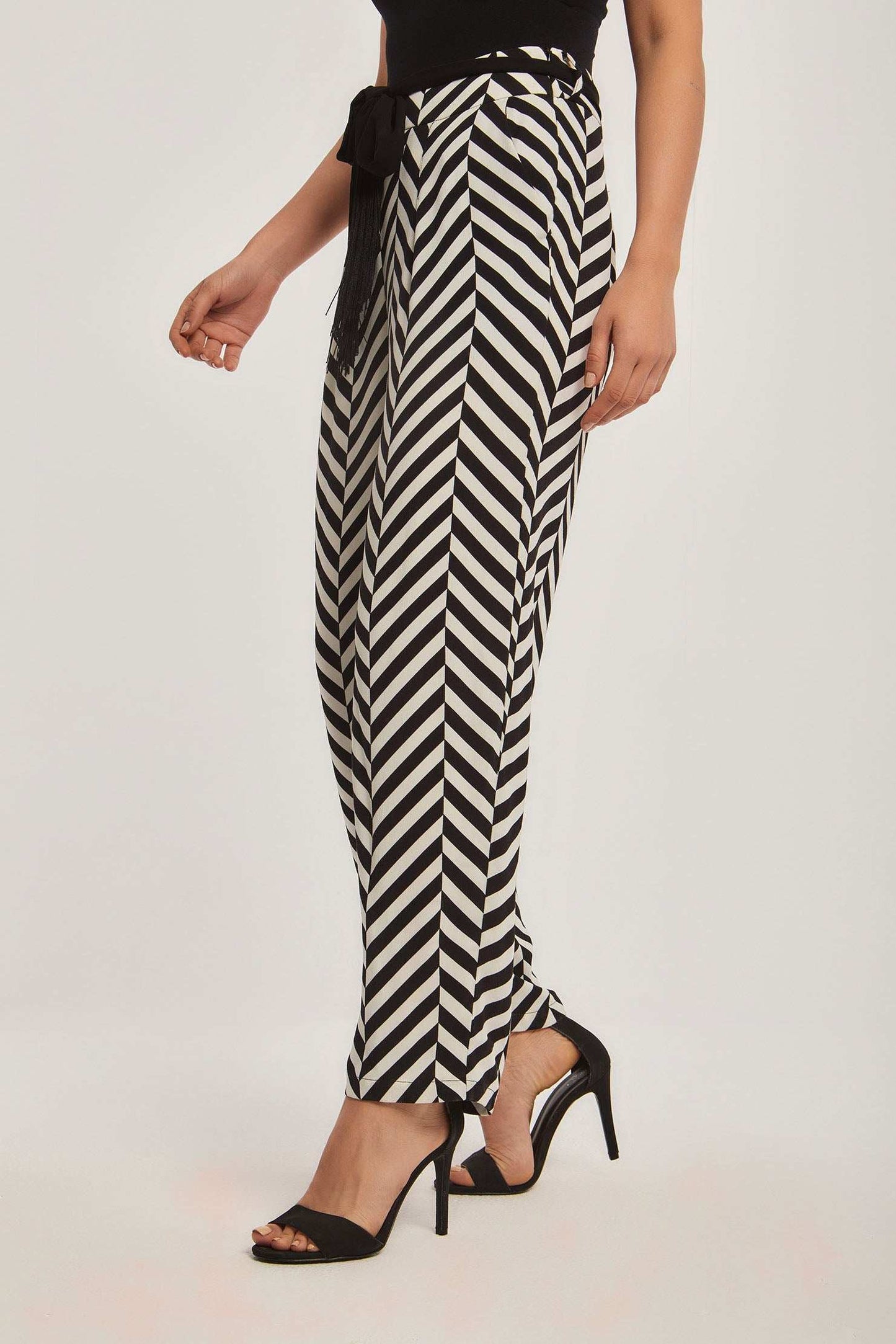 Women Straight Leg Pant - Black