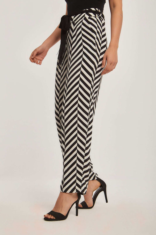 Women Straight Leg Pant - Black