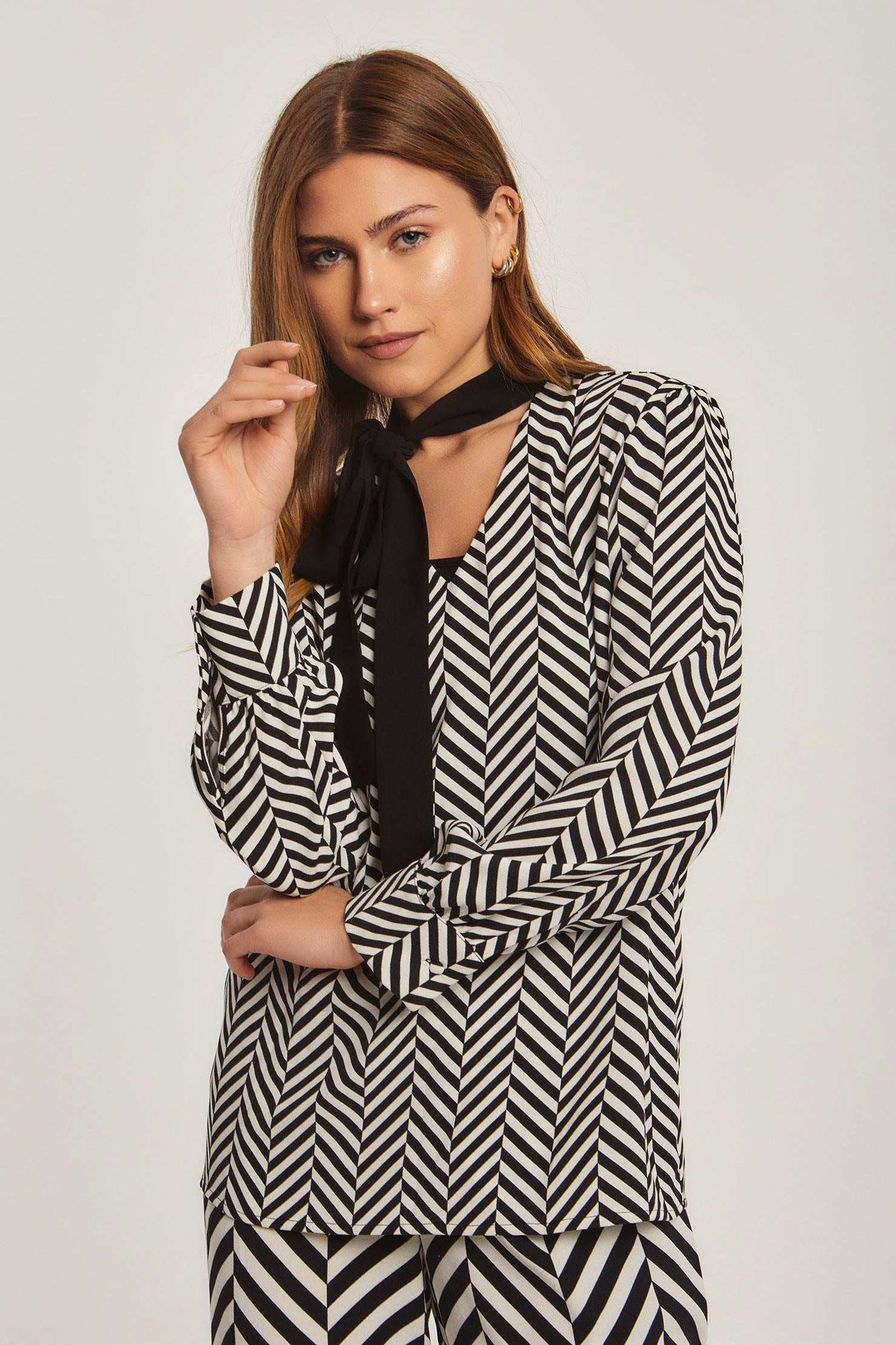 بلوزة نسائية عادية - متعددة الألوان