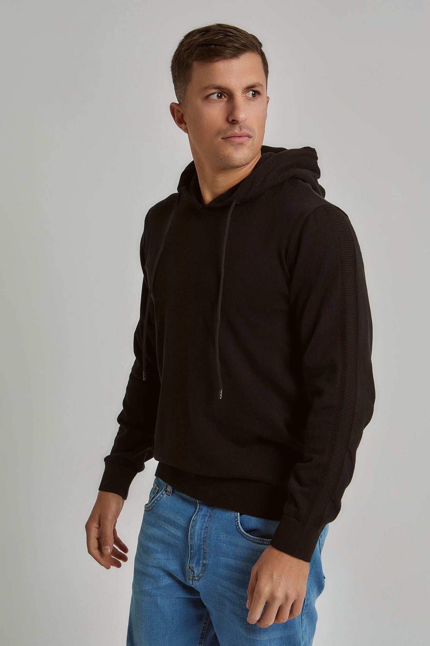 Men Regular Fit Pullover - Black