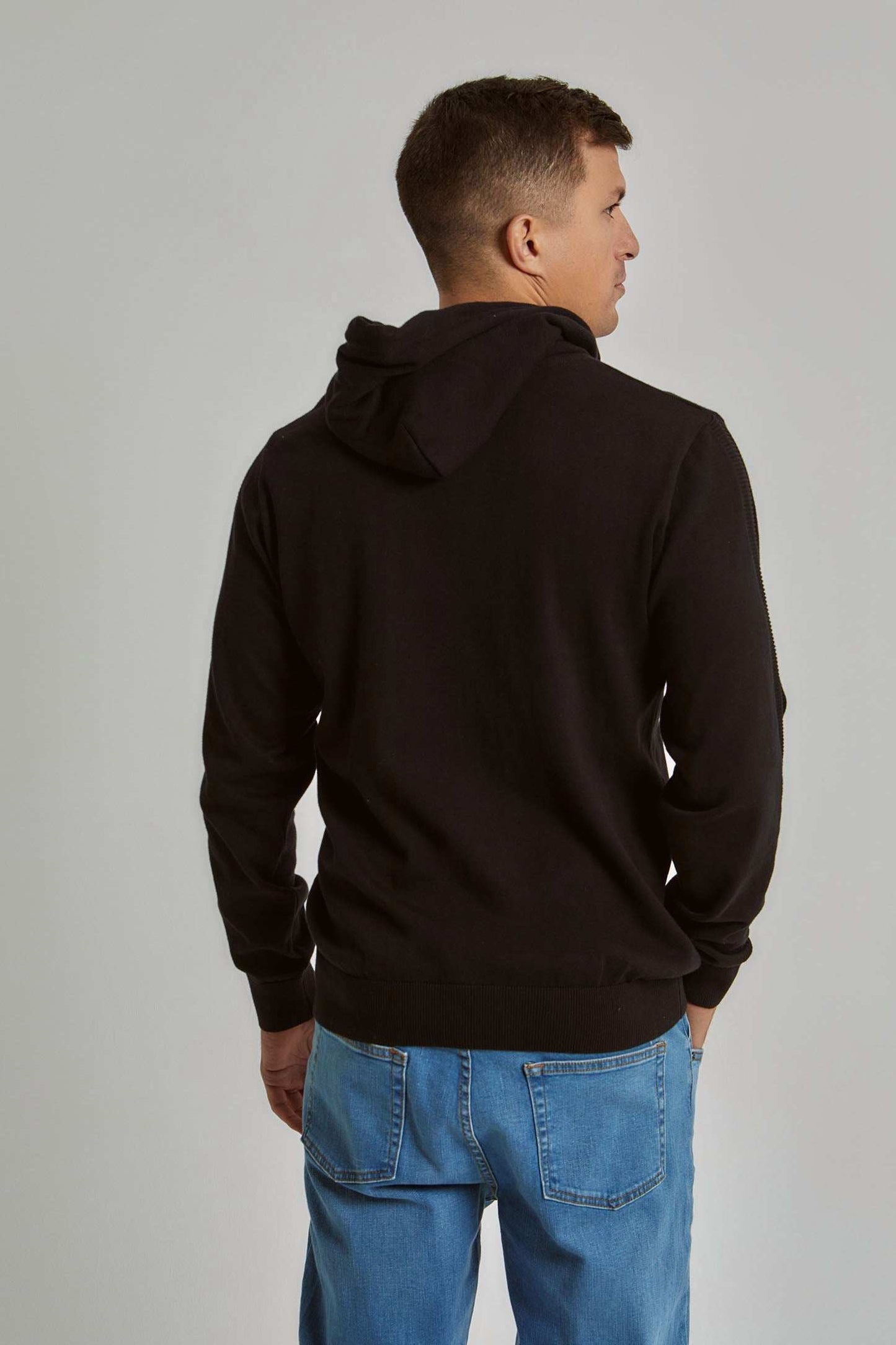 Men Regular Fit Pullover - Black