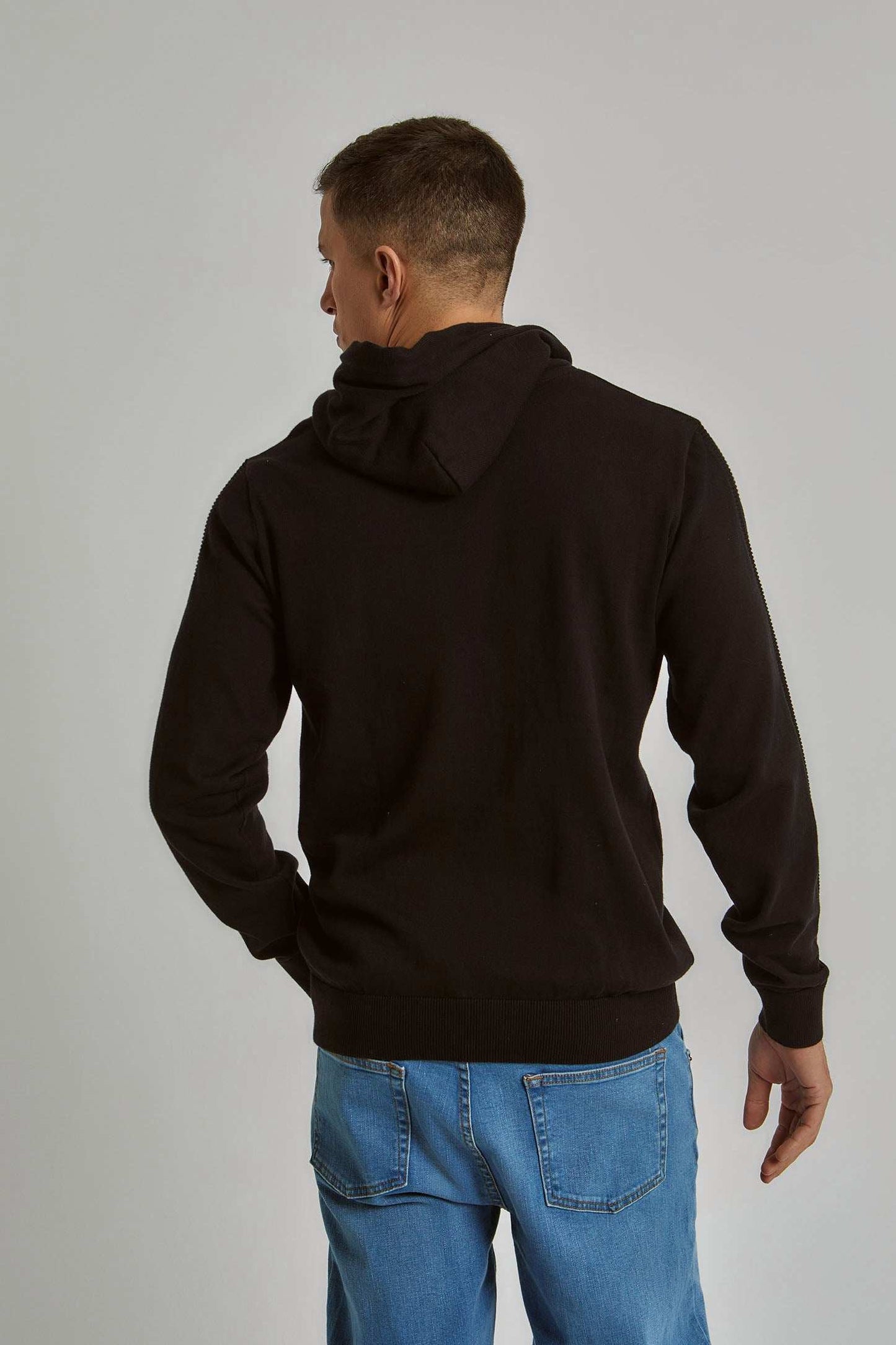 Men Regular Fit Pullover - Black