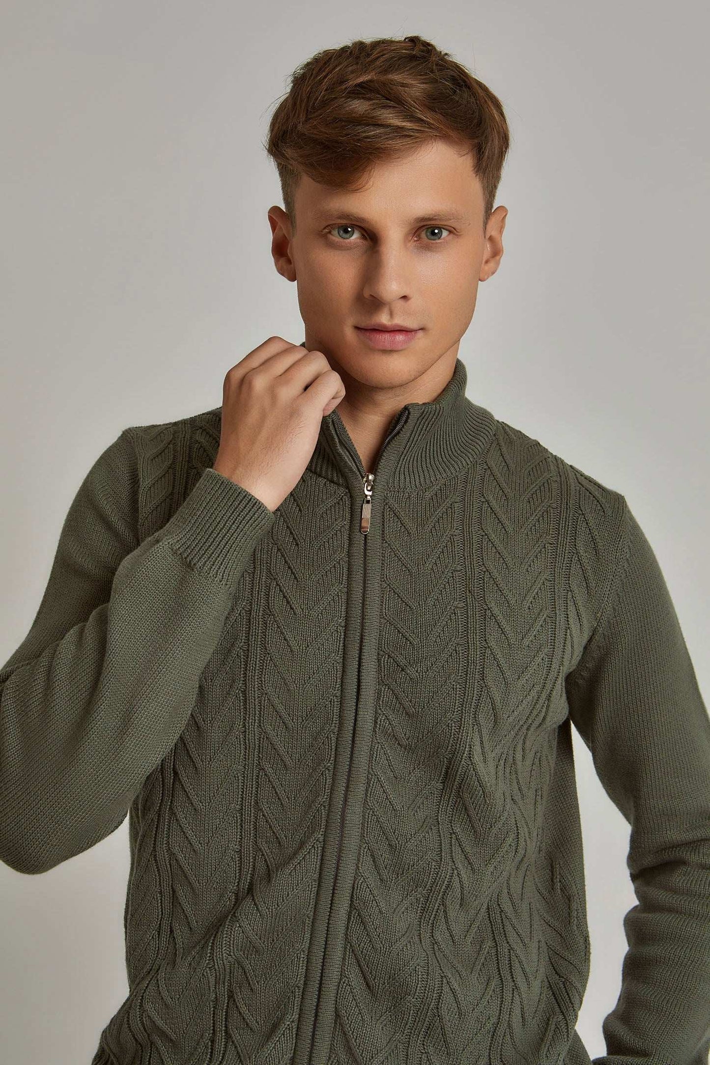 Men Regular Fit Cardigan - Green