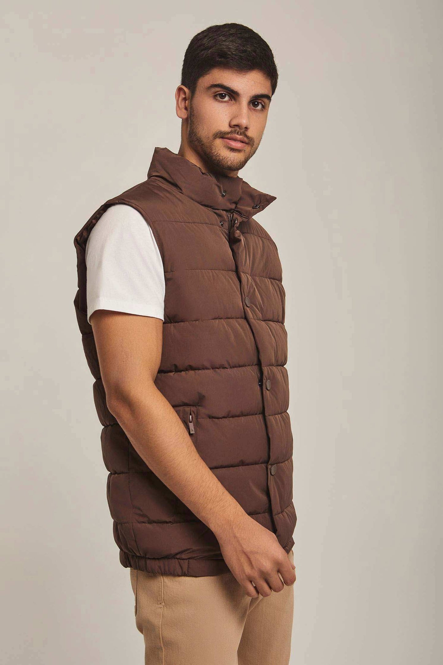 Men Regular Fit Vest - Brown