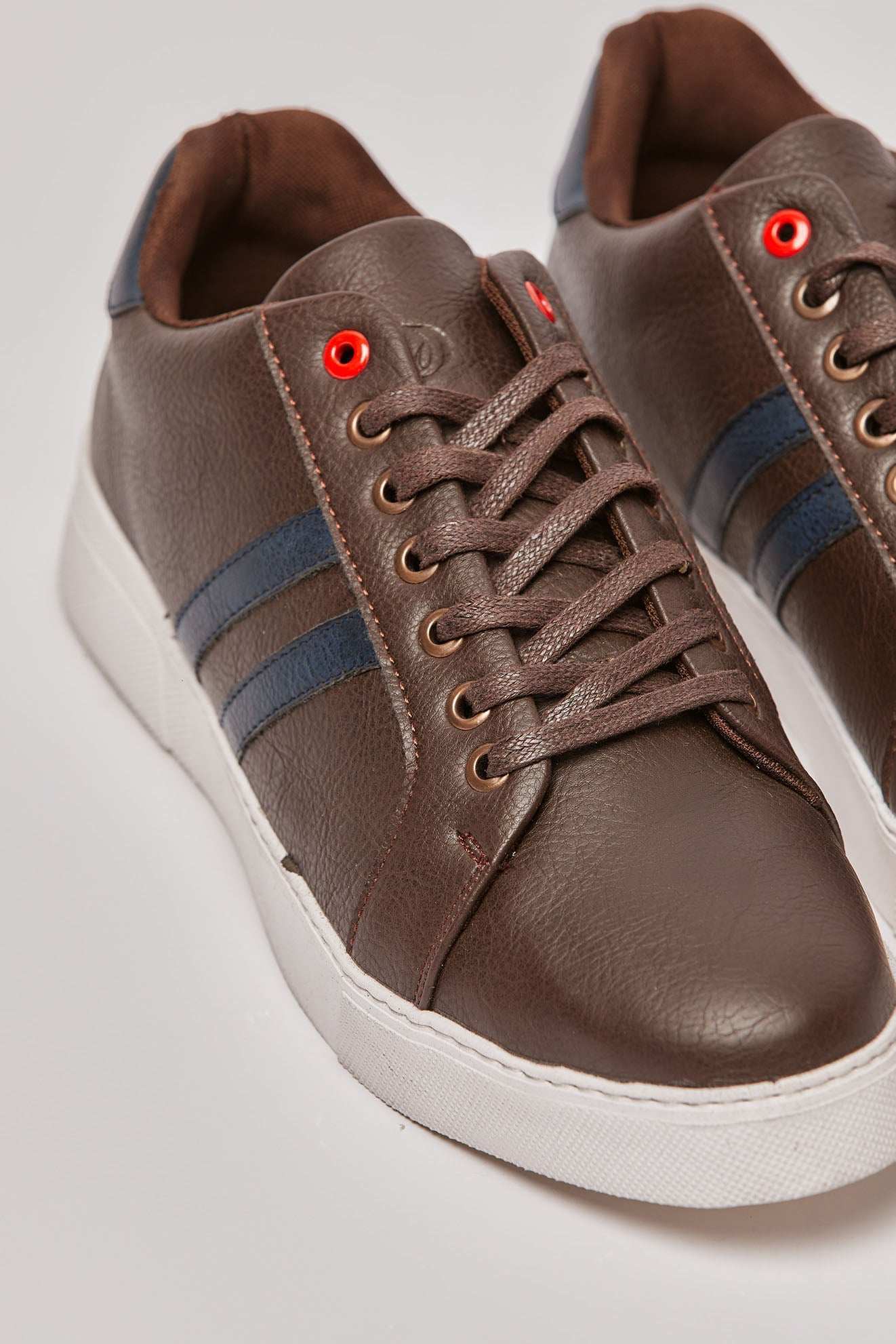 Men Shoes - Brown