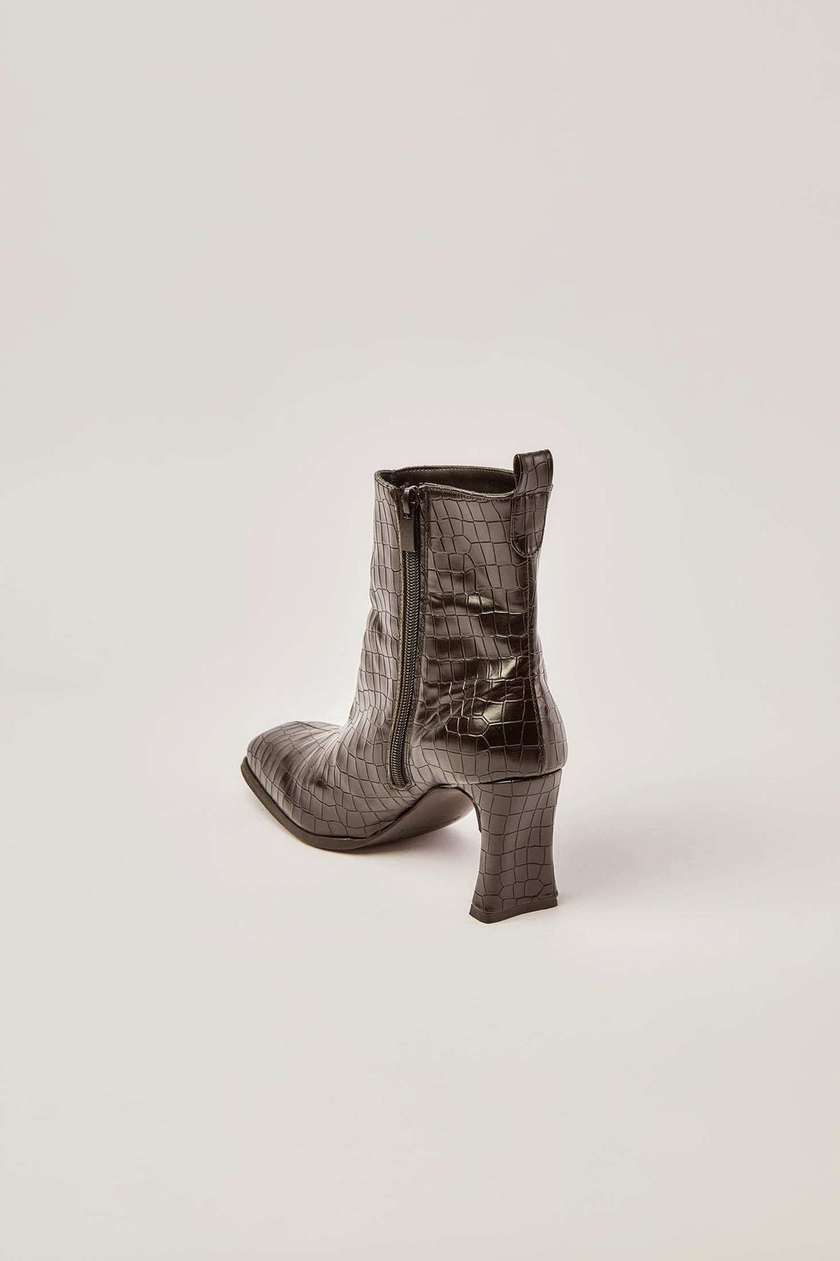 Women Shoes - Black