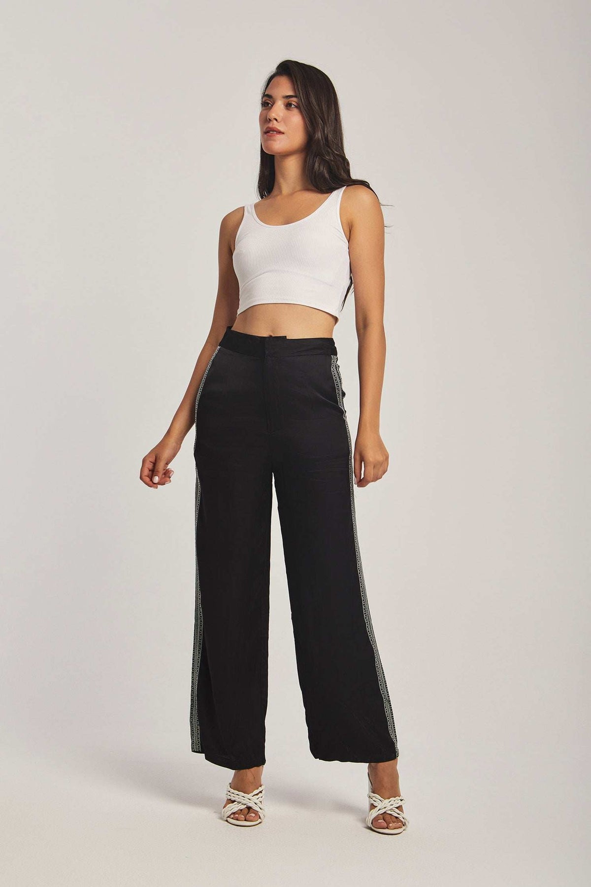 Women Regular Fit Pant - Black