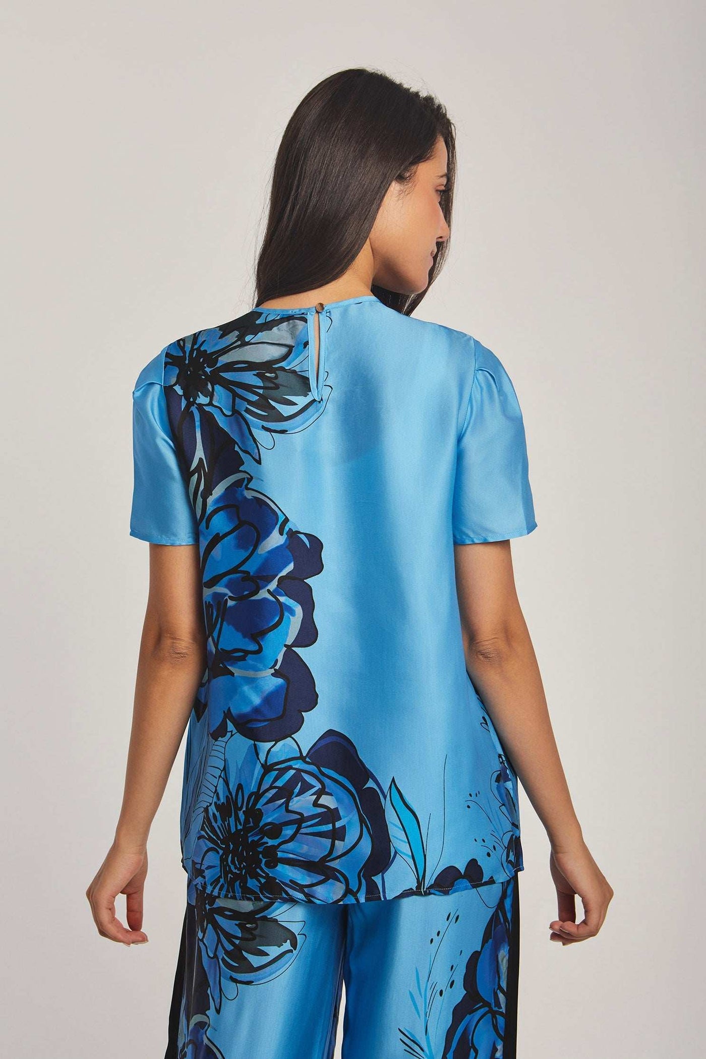 Women Regular Fit Top - Printed Blue