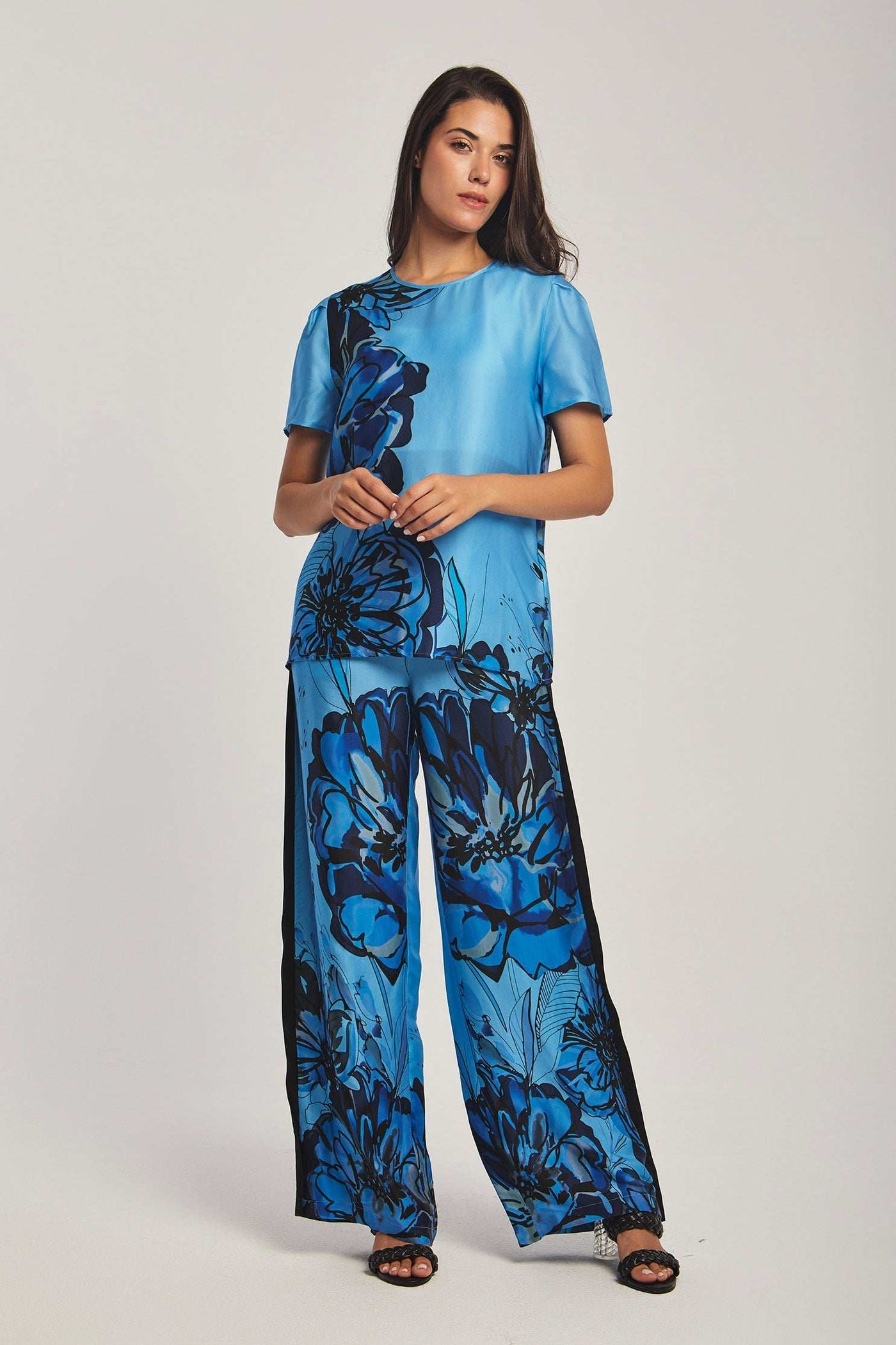 Women Regular Fit Top - Printed Blue