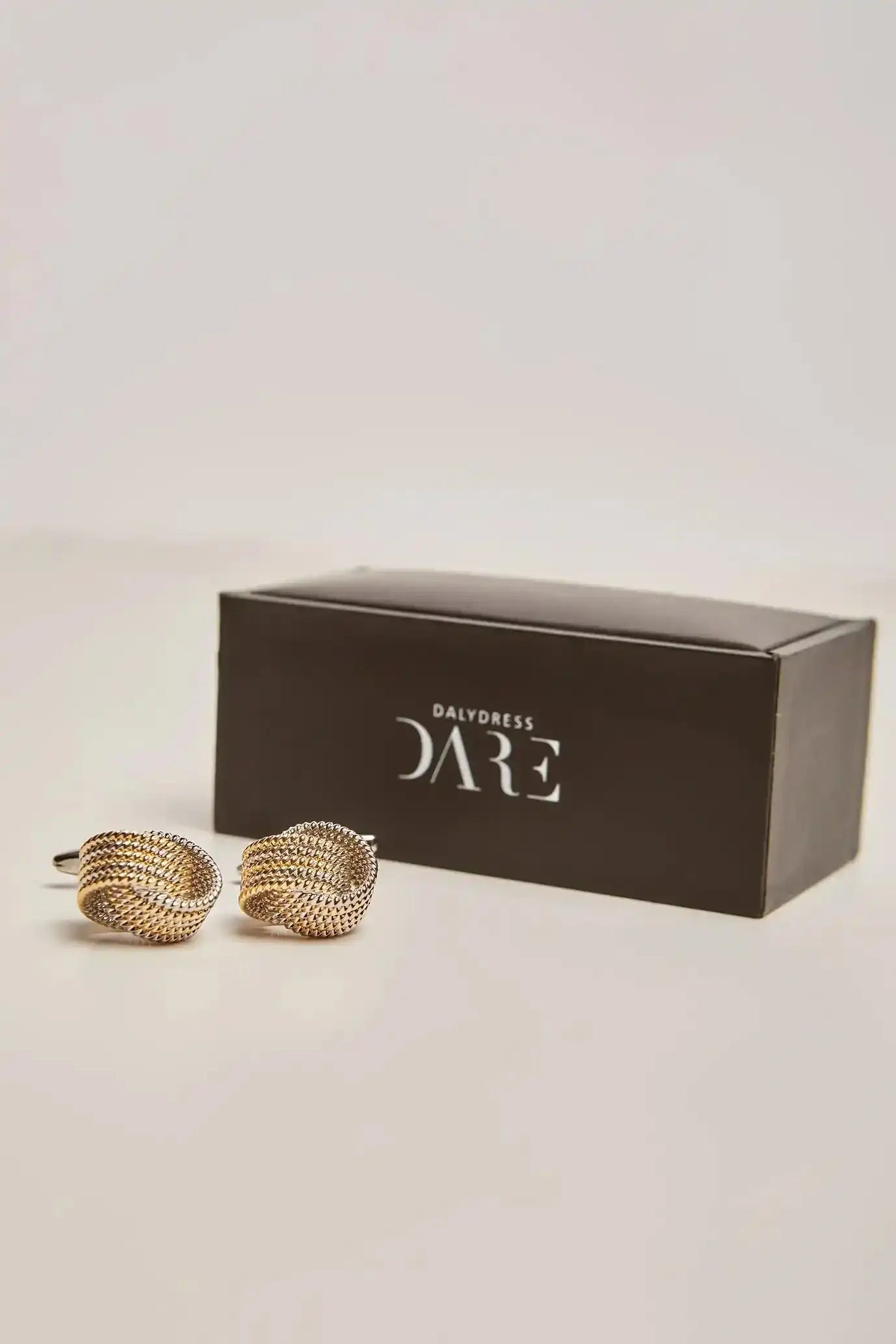 Cuff-Link