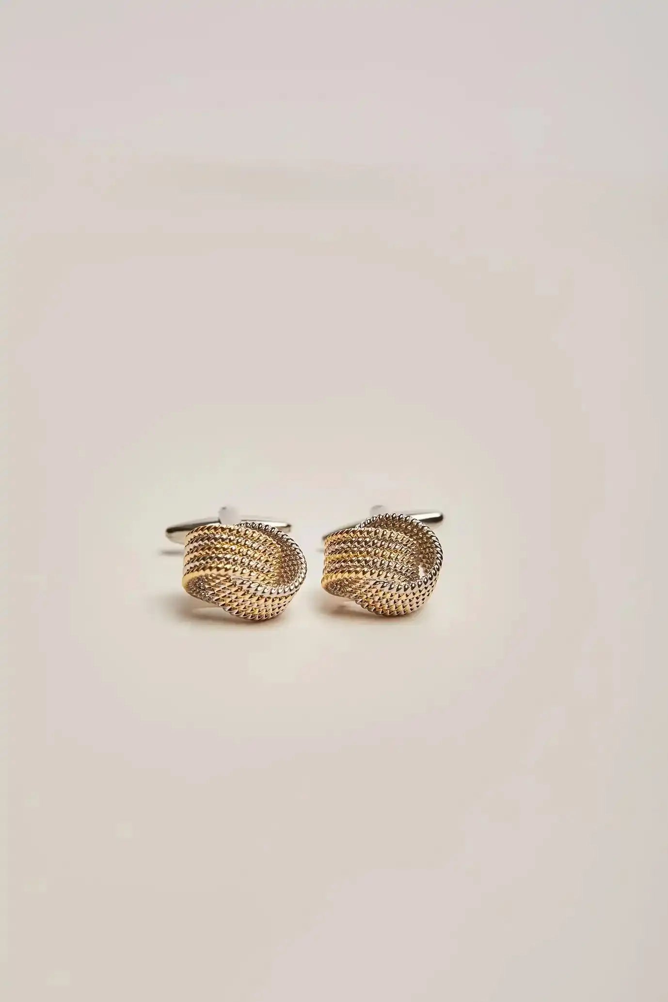Cuff-Link