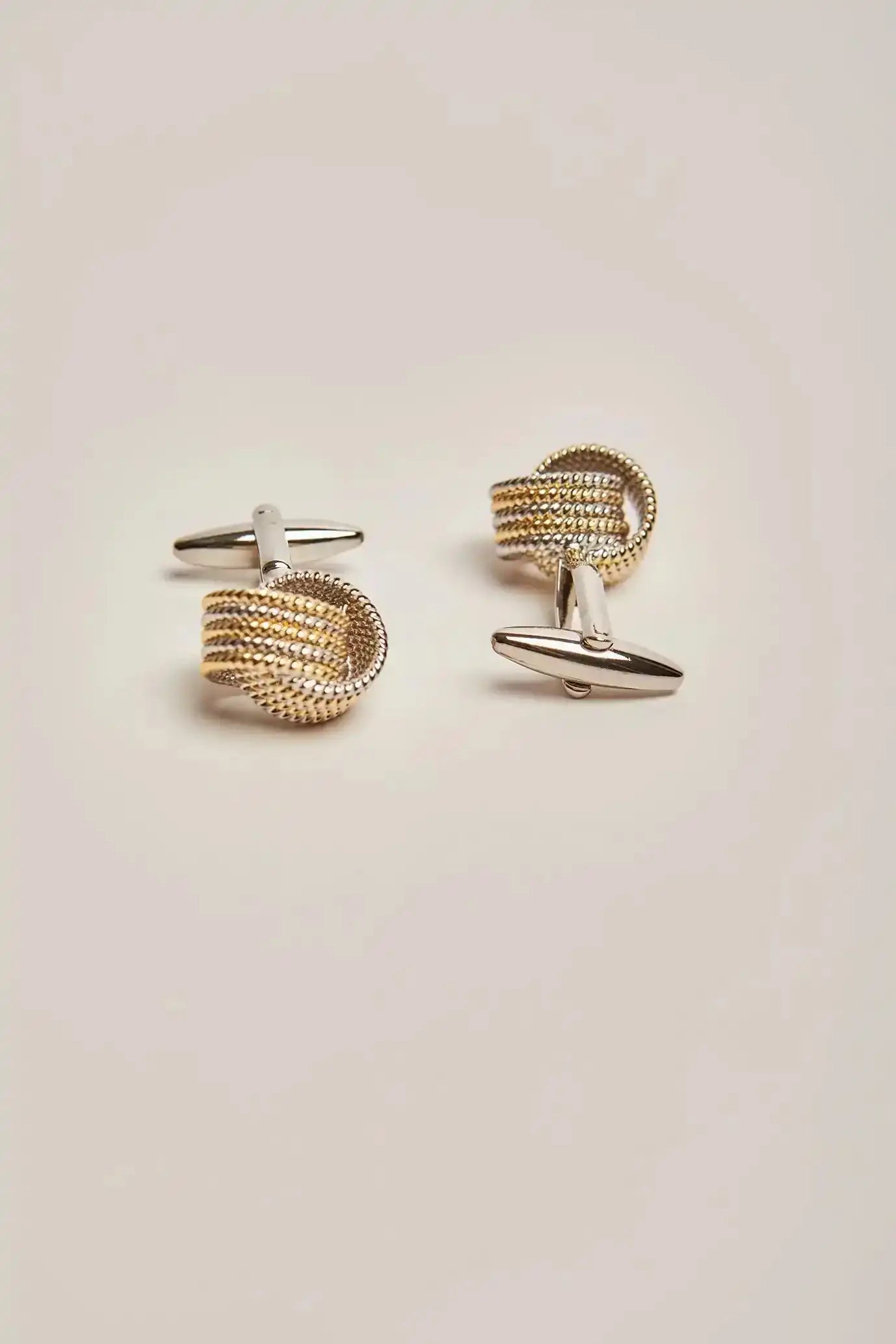 Cuff-Link