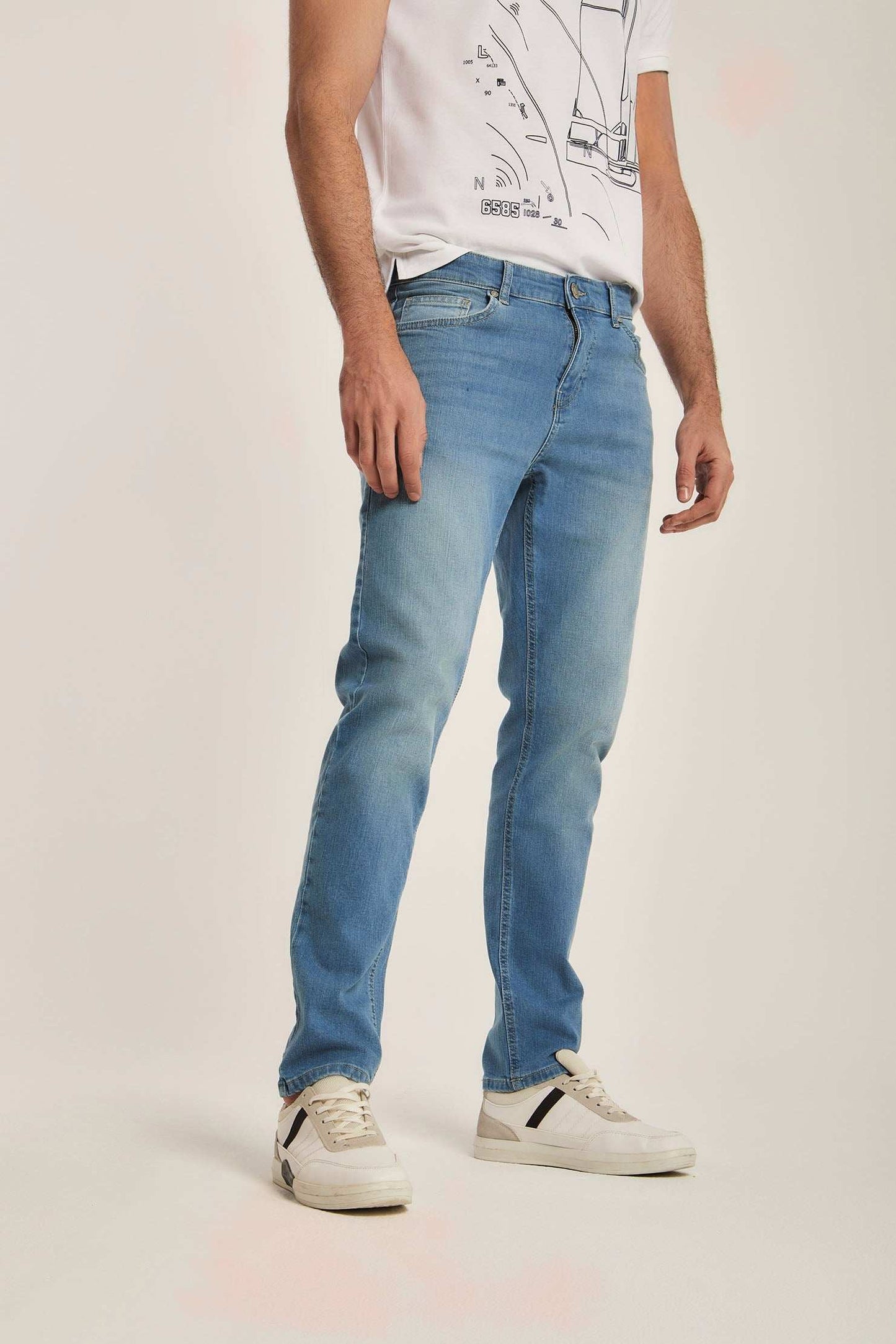 Men Regular Fit Denim - Blue