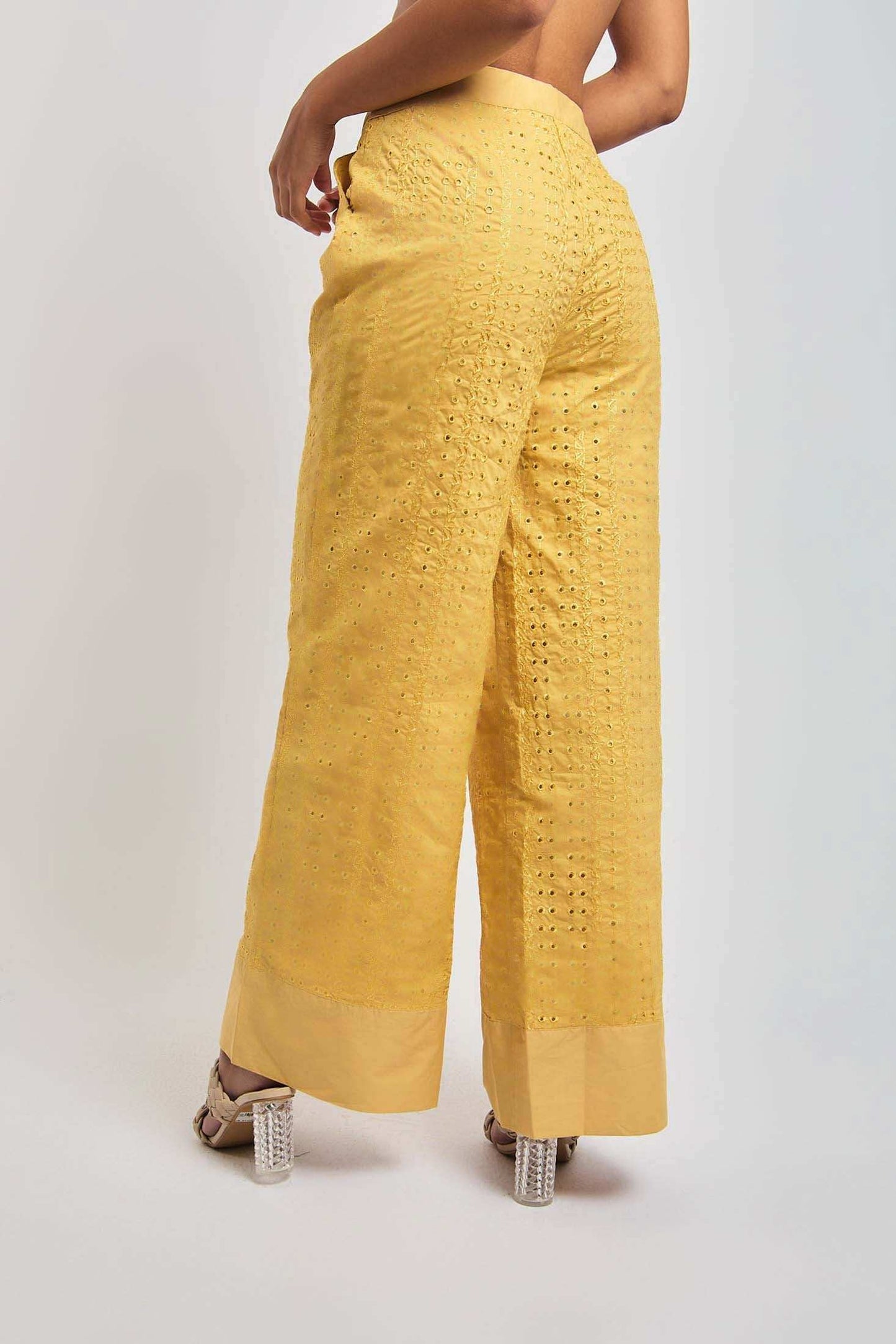 Women Regular Fit Pants