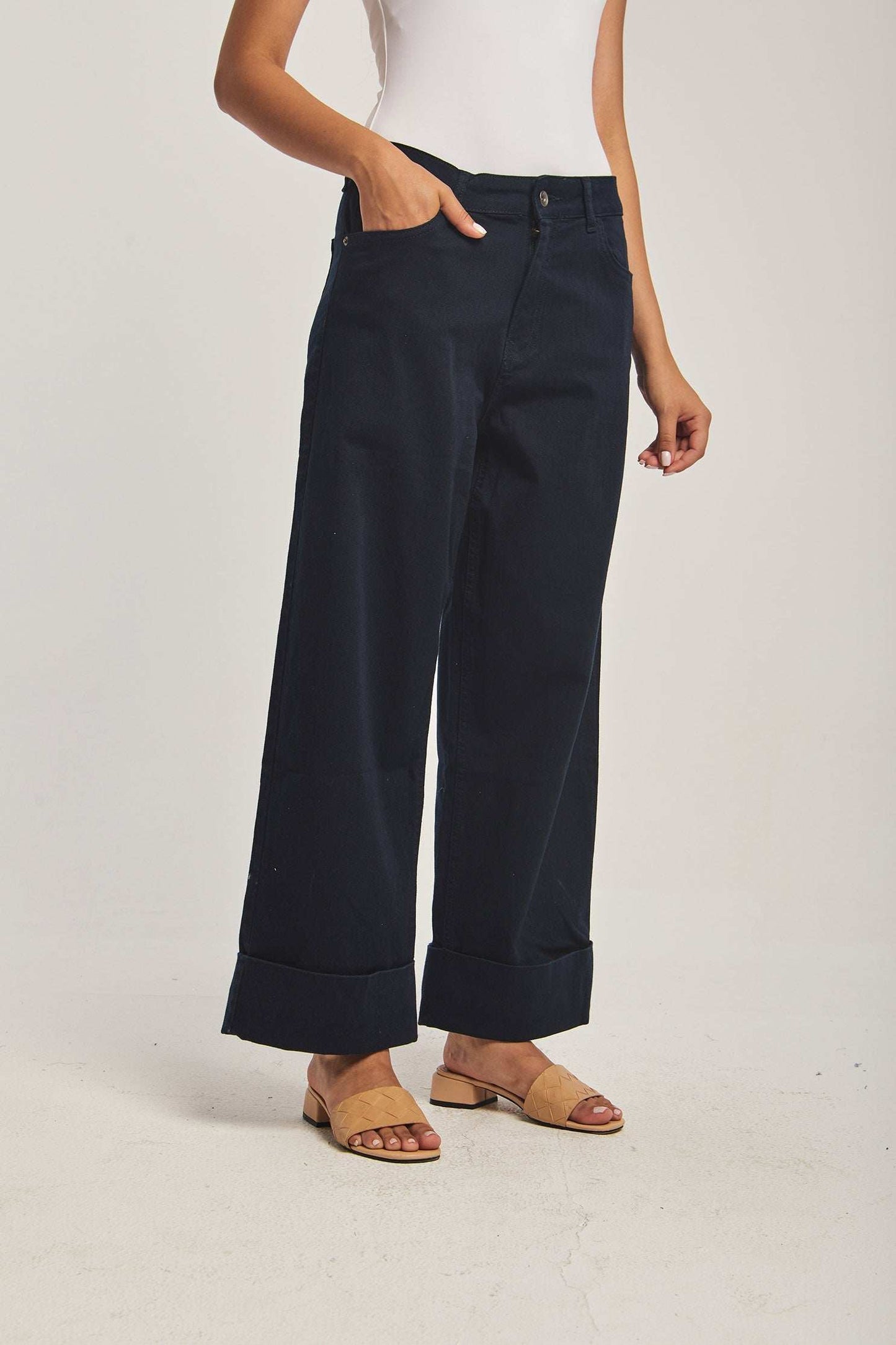 Women Regular Fit Pant