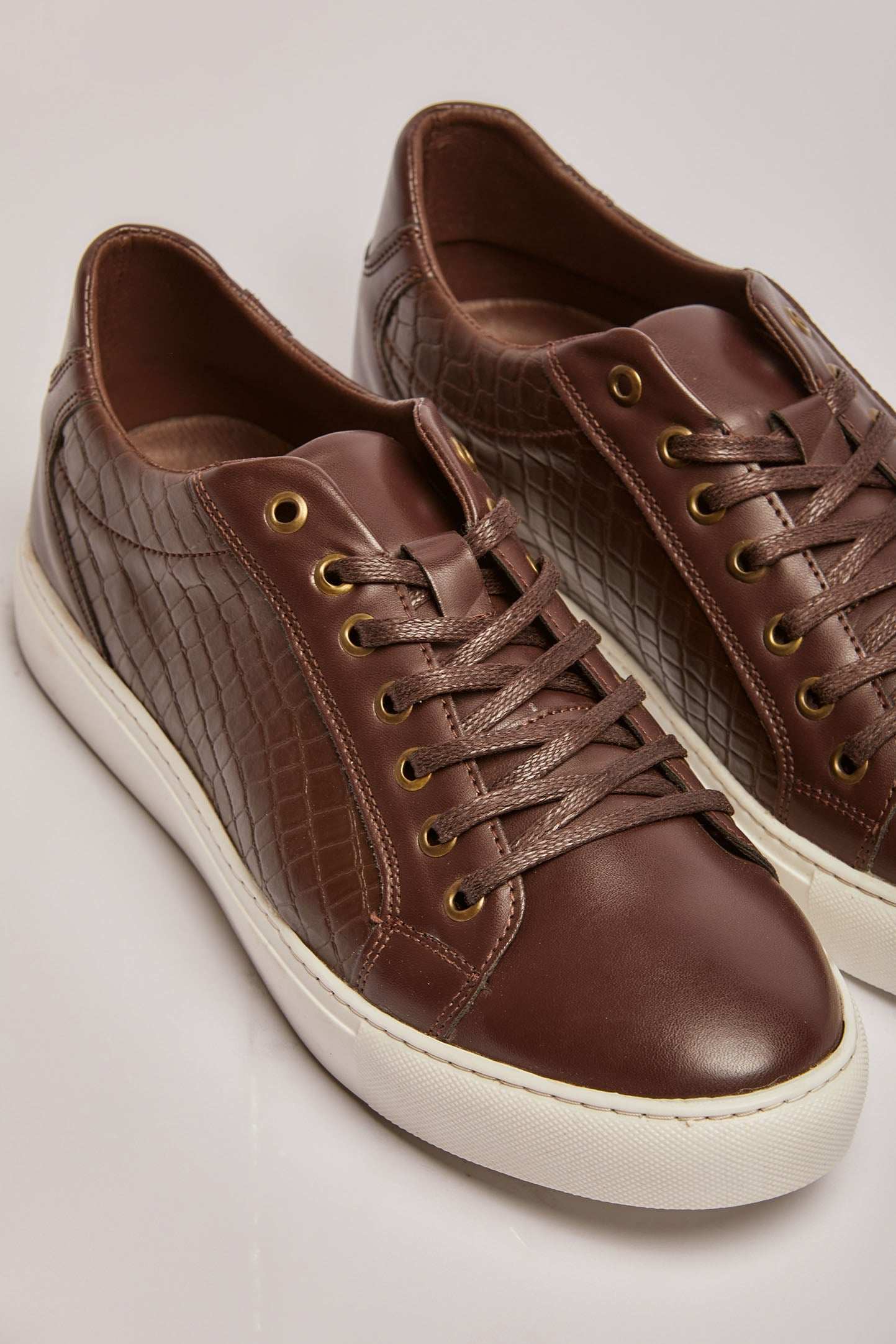 Men Shoes - Brown