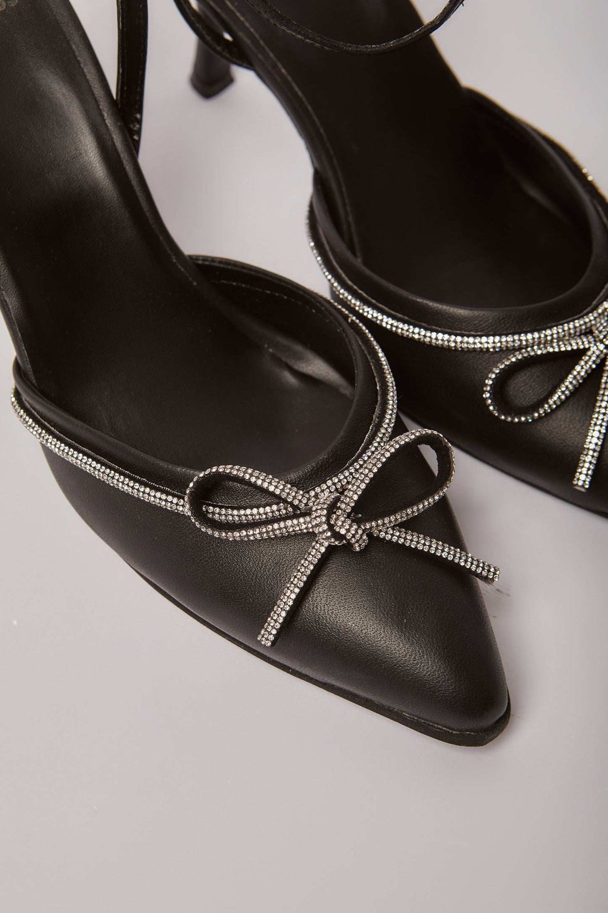 Women Shoes - Black