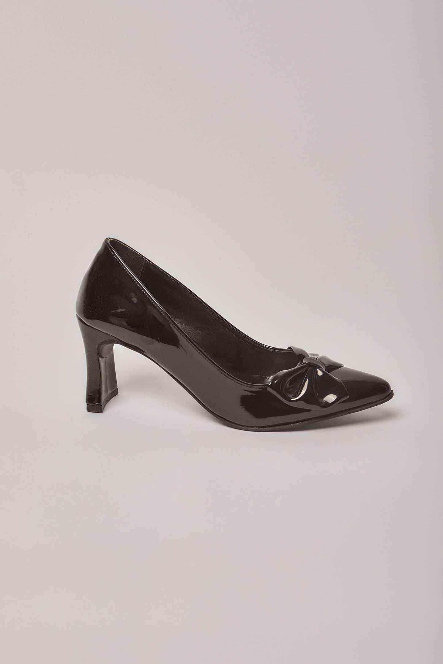 Women Shoes - Black