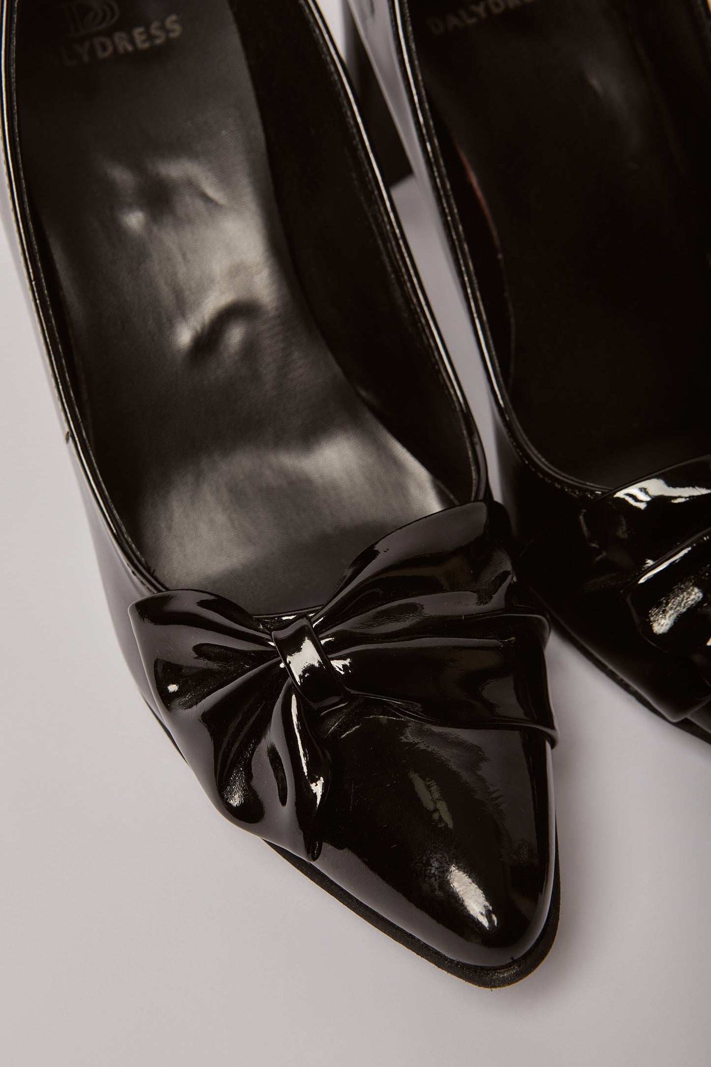 Women Shoes - Black