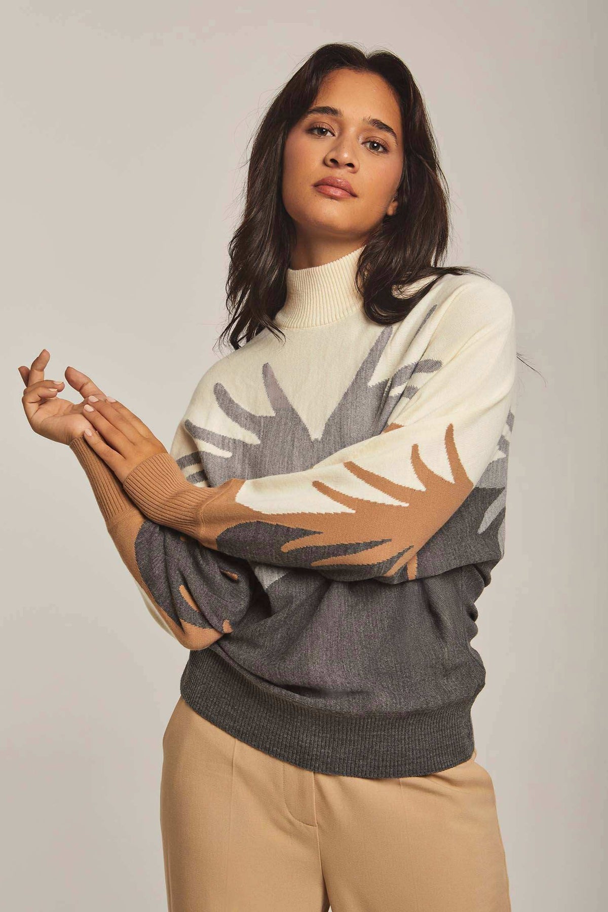 Women Regular Fit Pullover Multicolor
