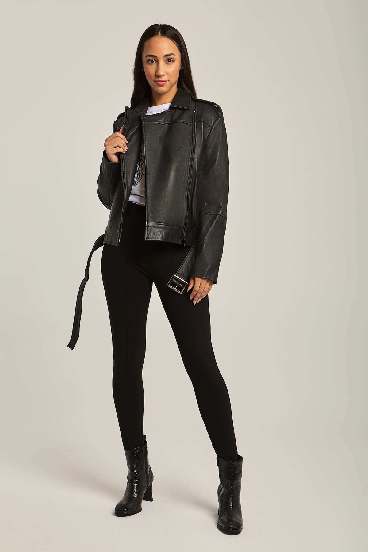 Women Regular Fit Jacket - Black