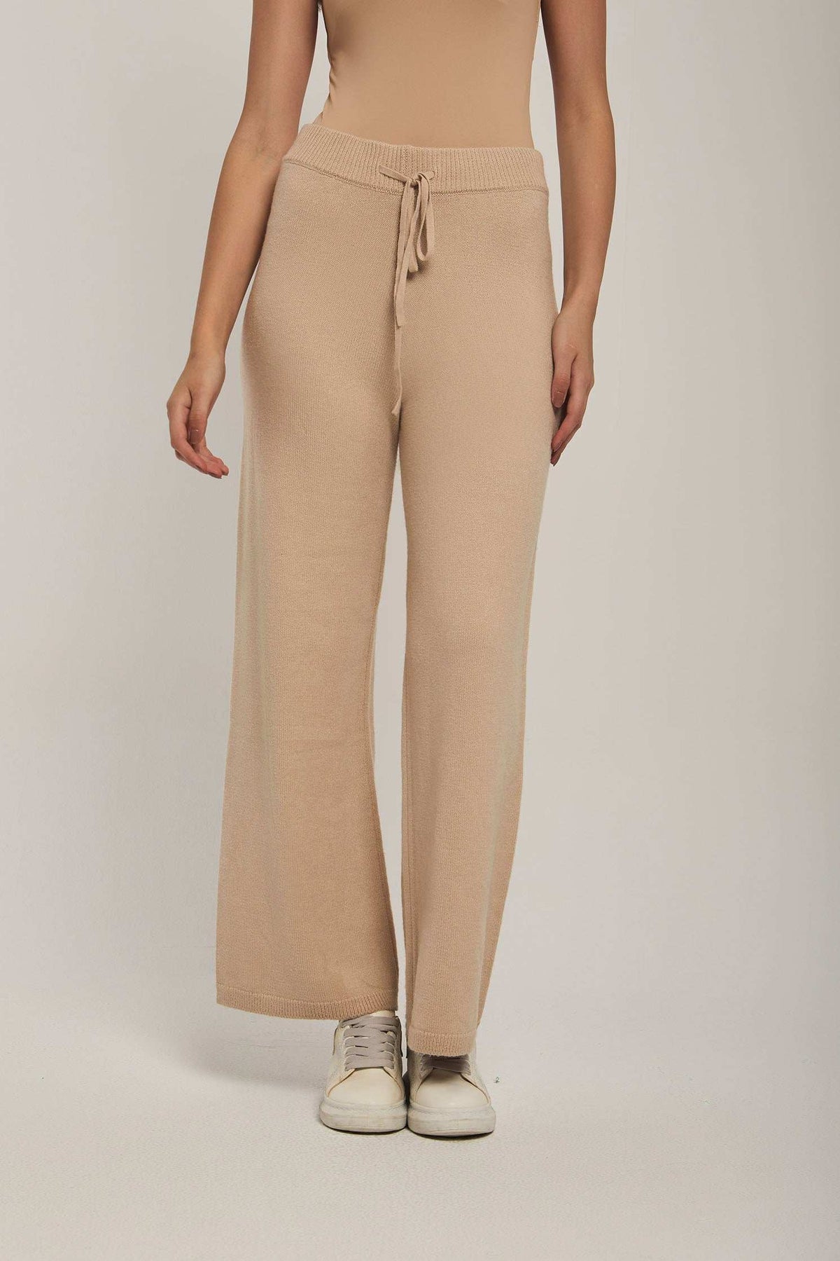 Women Regular Fit Pant - Beige
