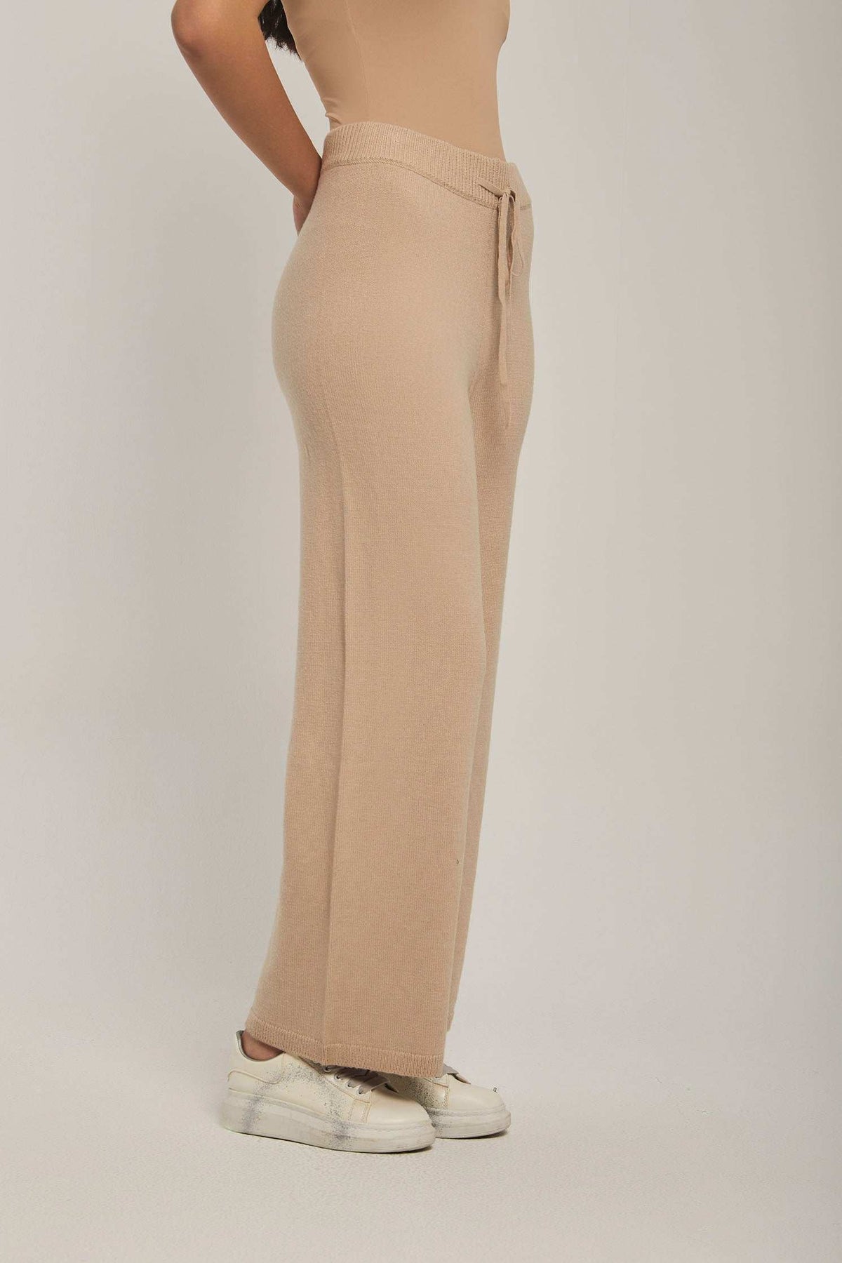 Women Regular Fit Pant - Beige