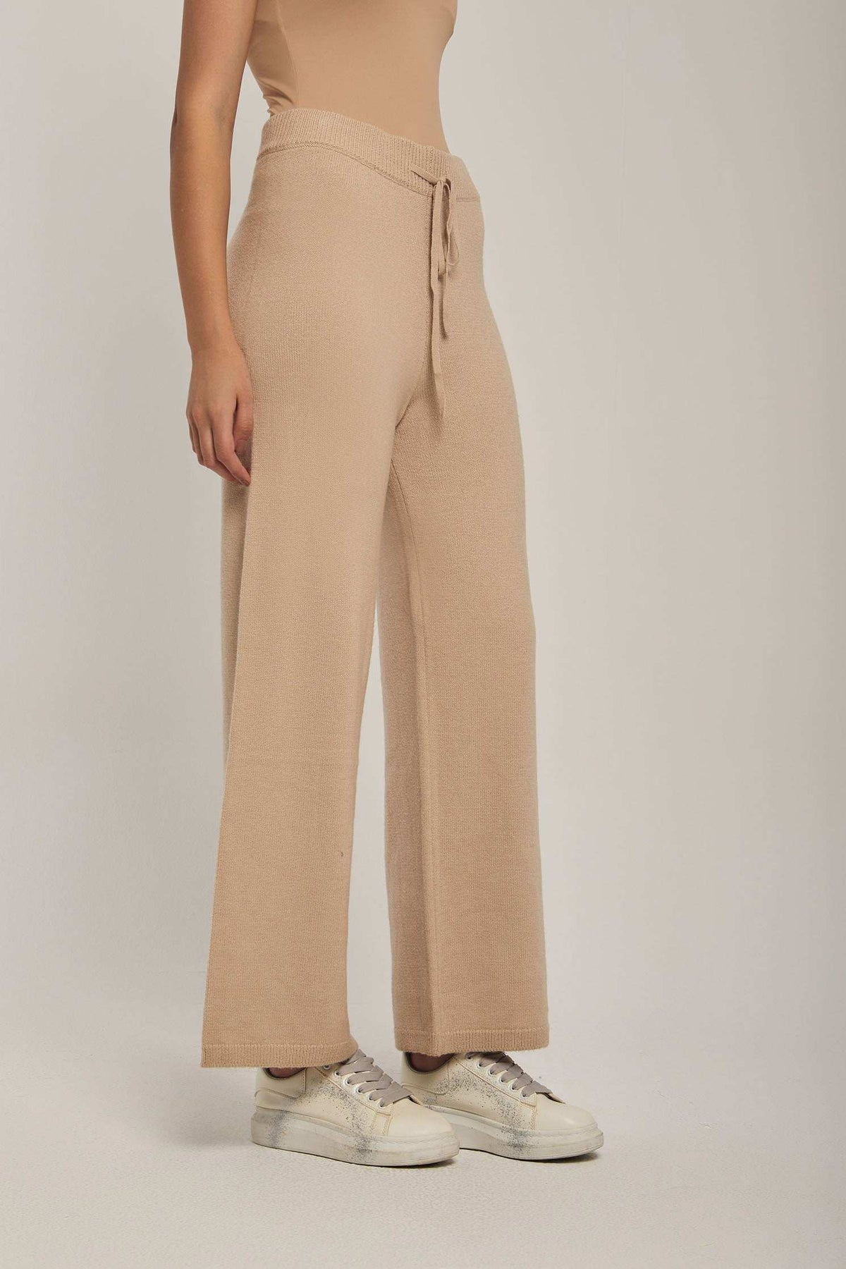 Women Regular Fit Pant - Beige