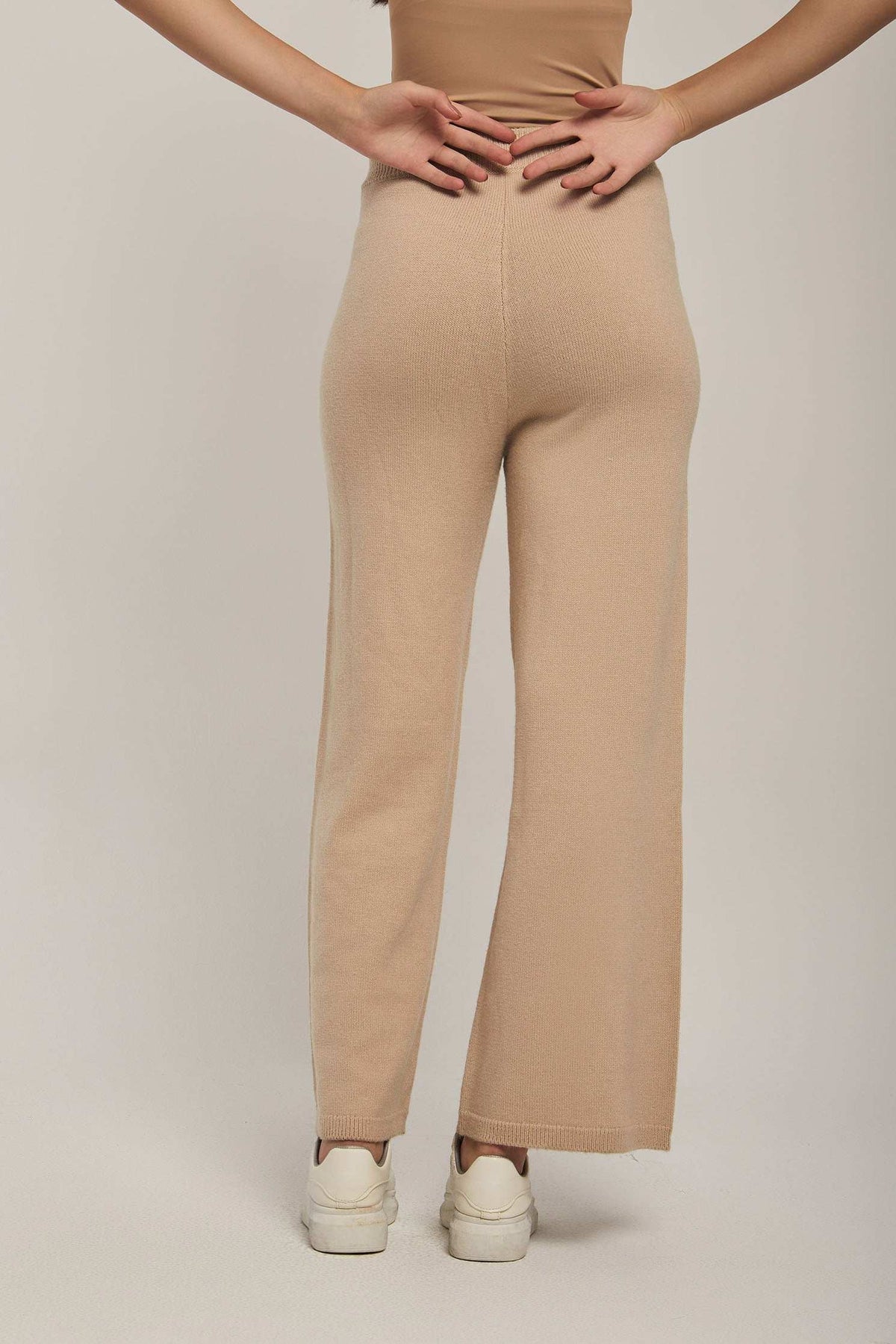 Women Regular Fit Pant - Beige
