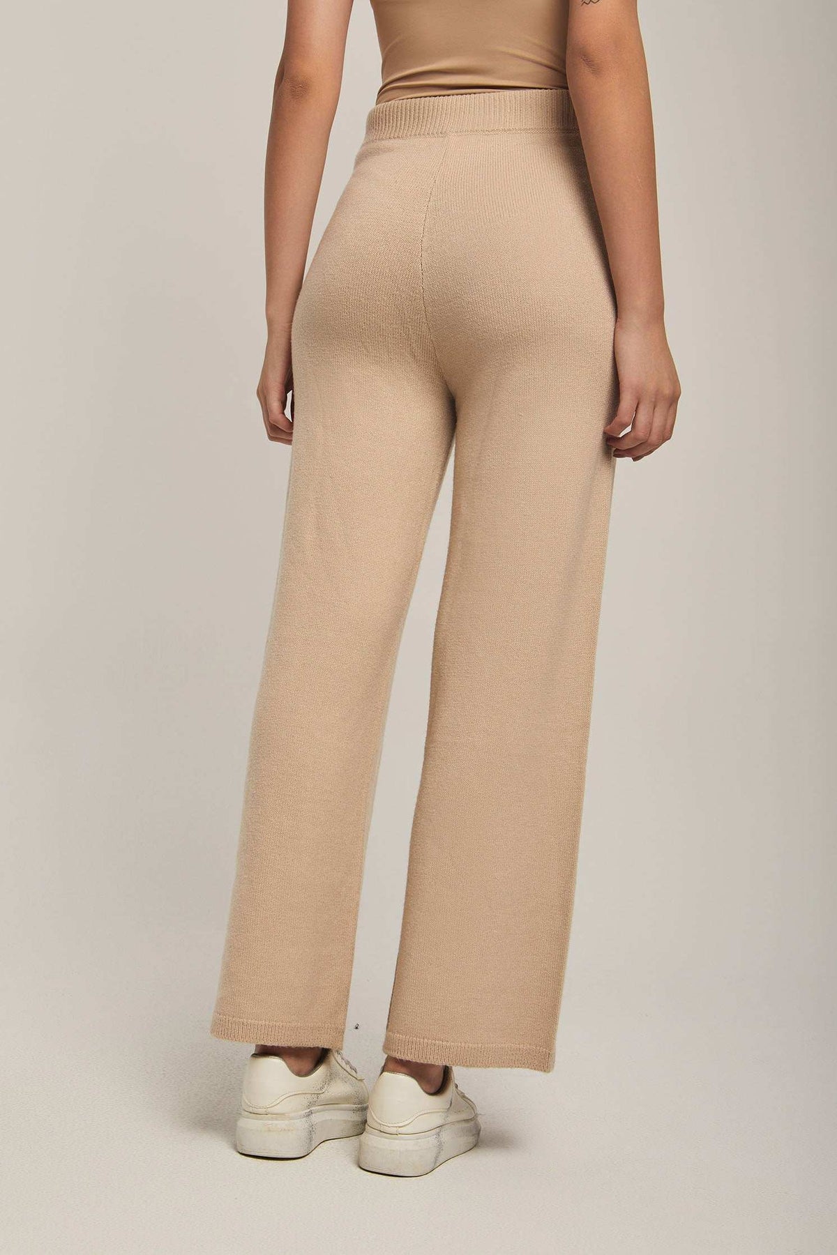 Women Regular Fit Pant - Beige