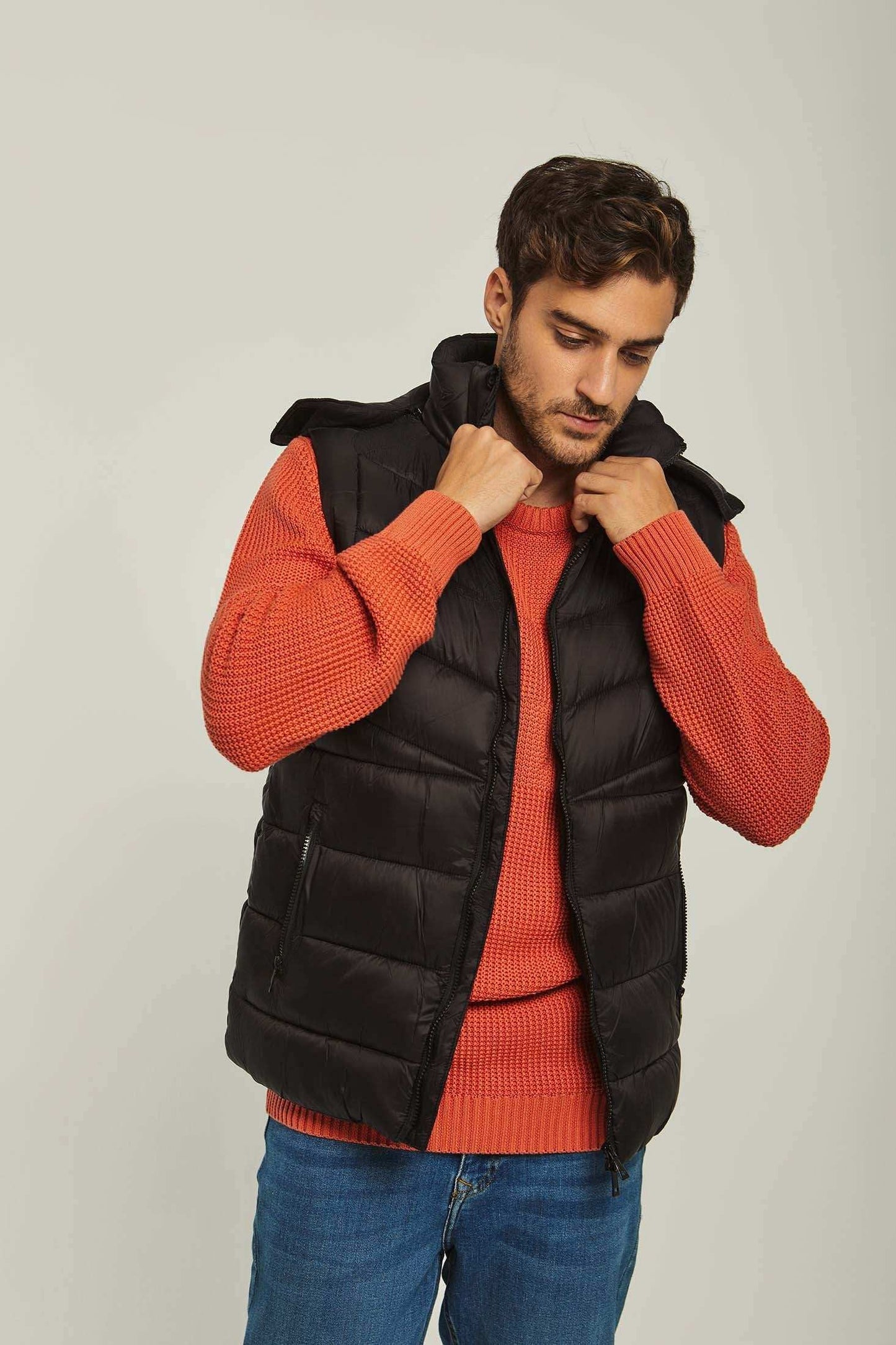 Men Regular Fit Vest - Black