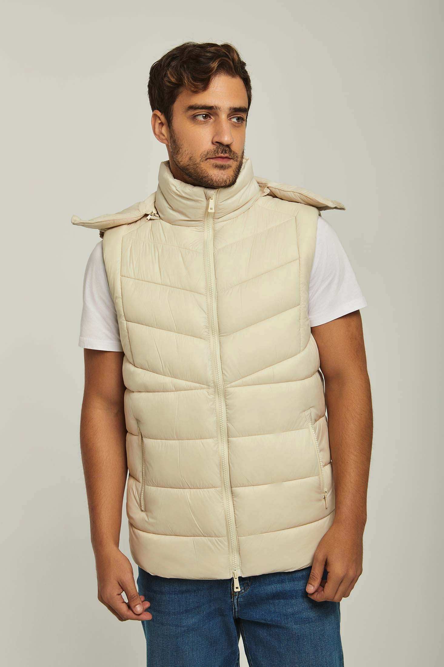 Men Regular Fit Vest - Brown