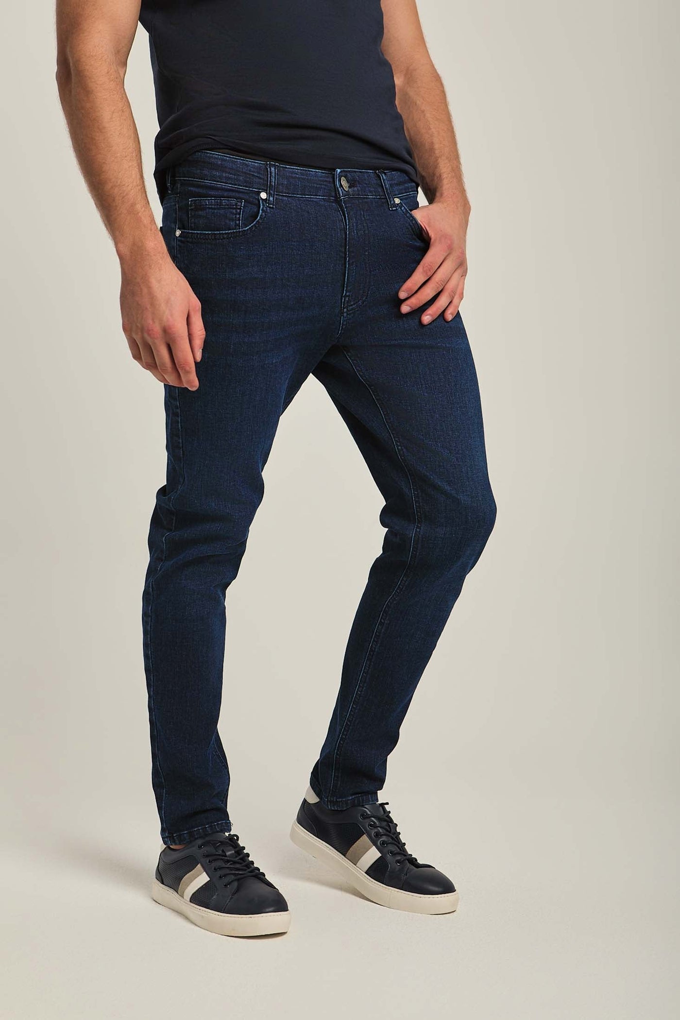 Men Regular Fit Tapered Leg  Jeans -Dark Indigo