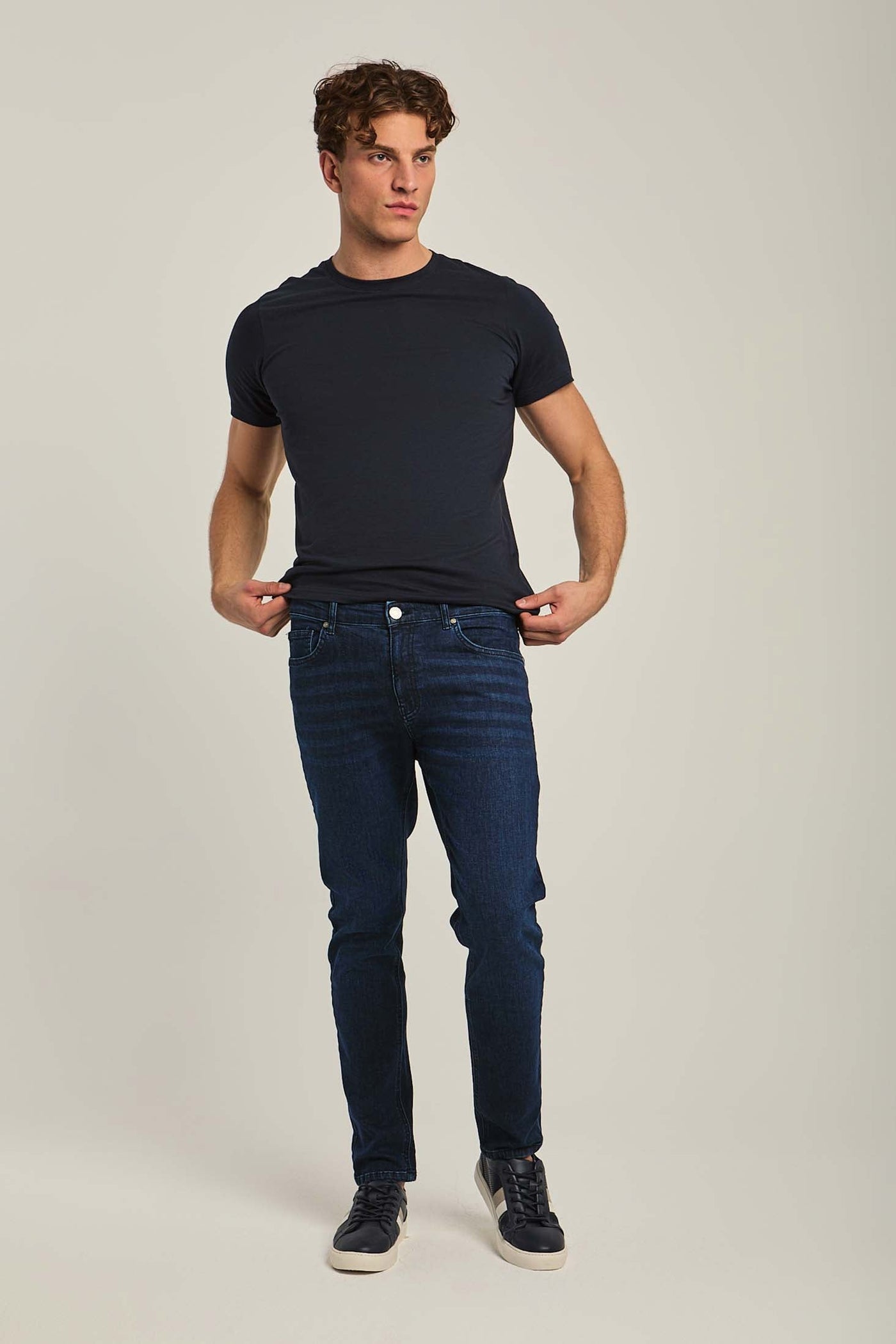 Men Regular Fit Tapered Leg  Jeans -Dark Indigo