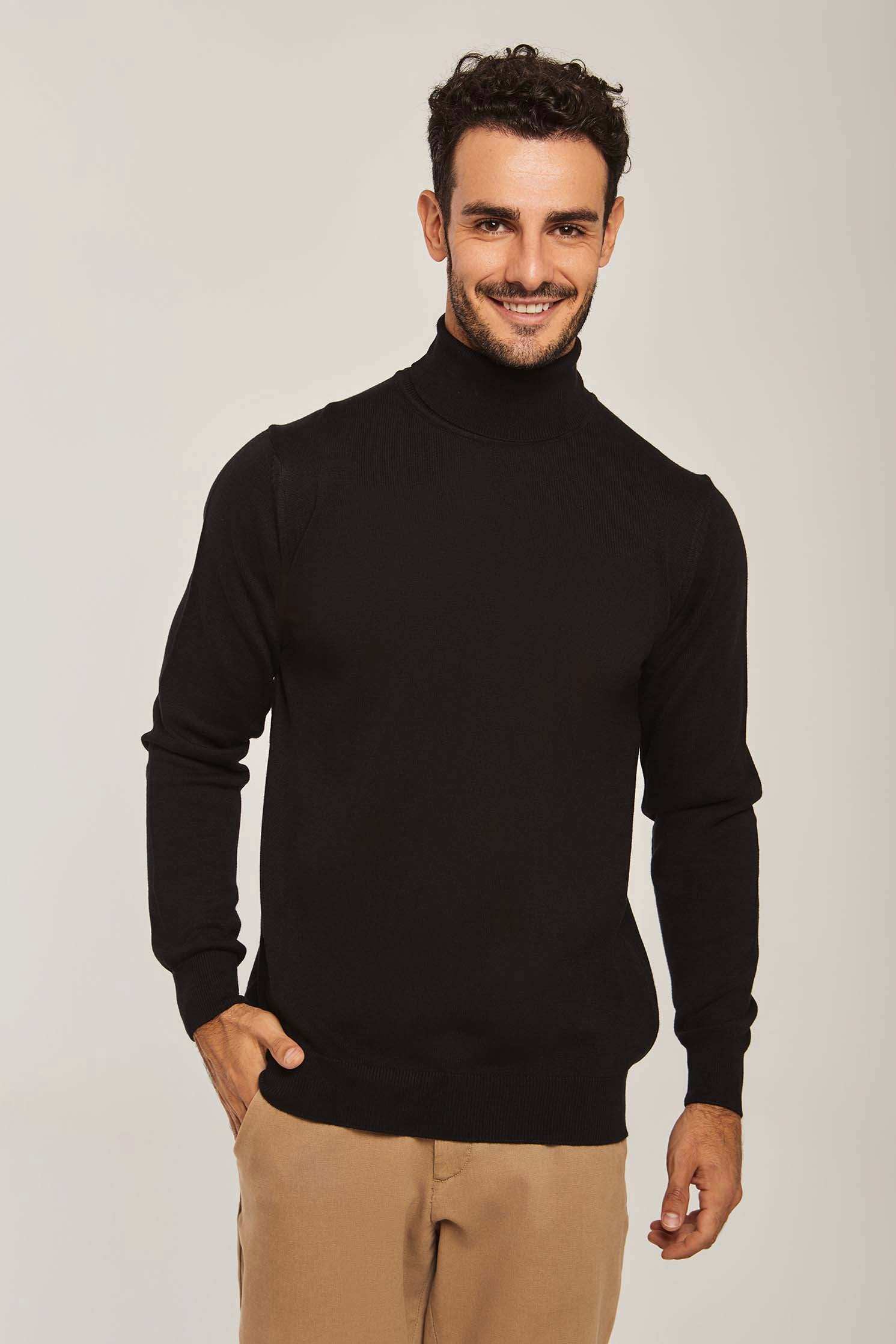 Men Regular Fit Pullover - Black