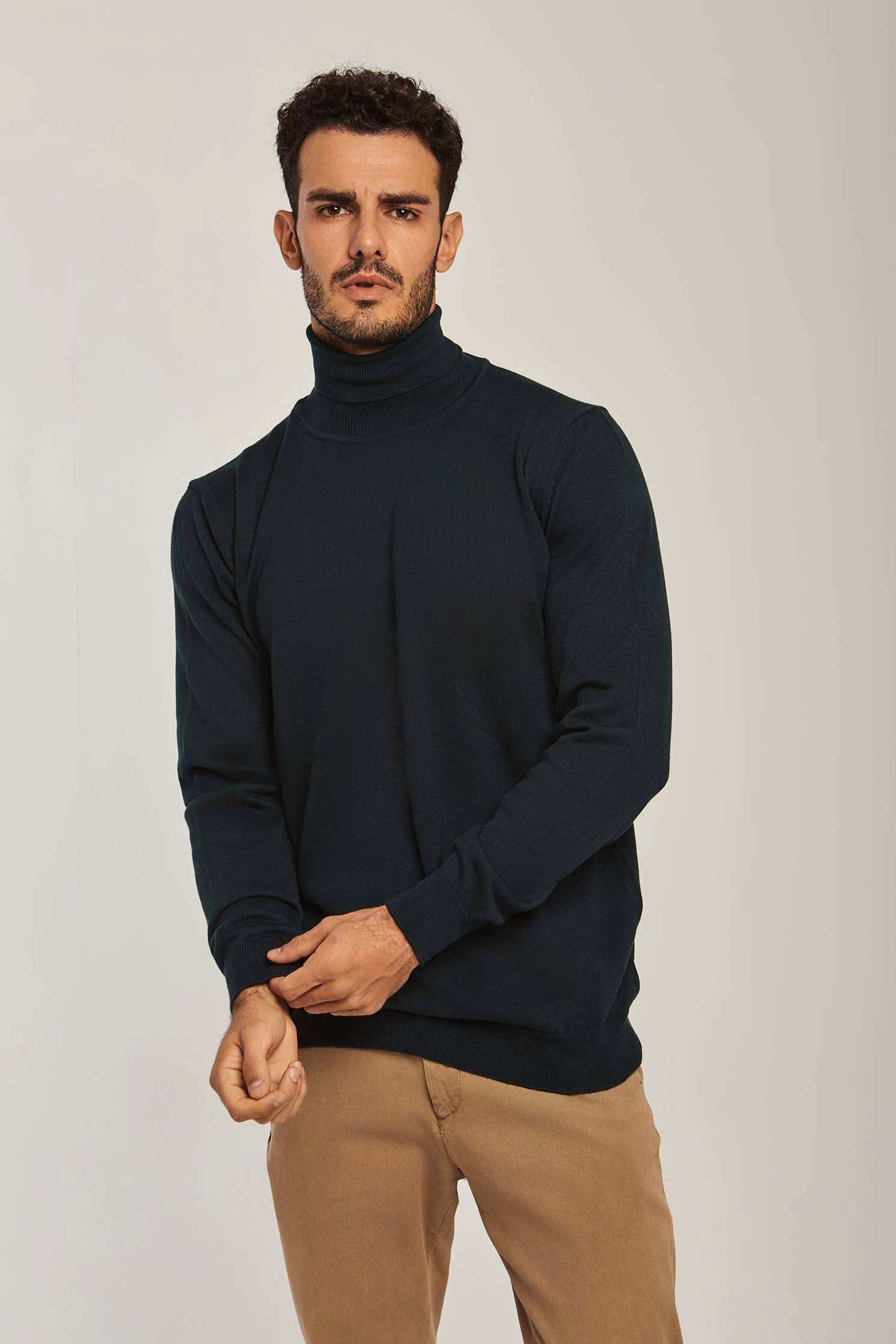 Men Regular Fit Pullover - Black
