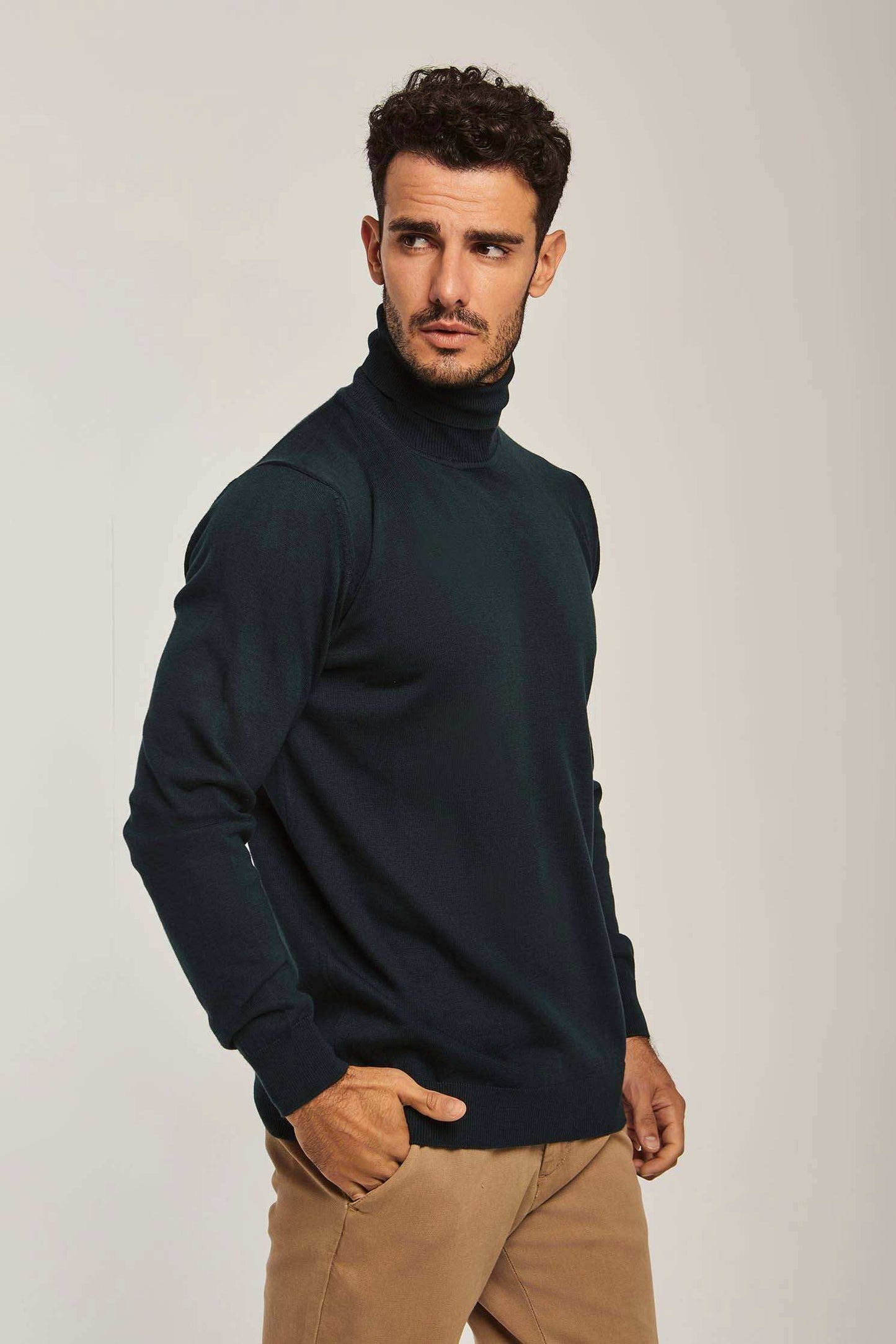 Men Regular Fit Pullover - Black