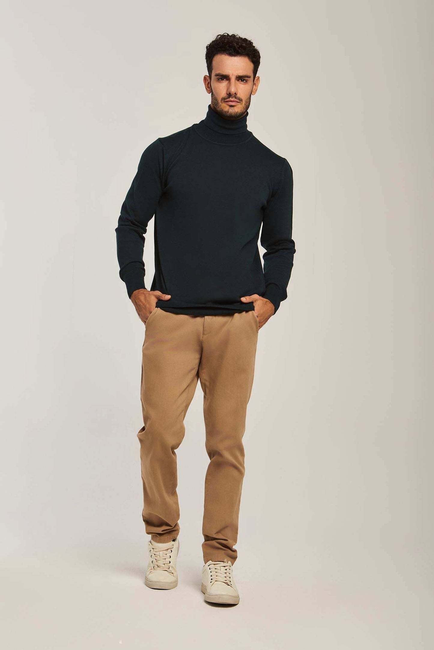 Men Regular Fit Pullover - Black