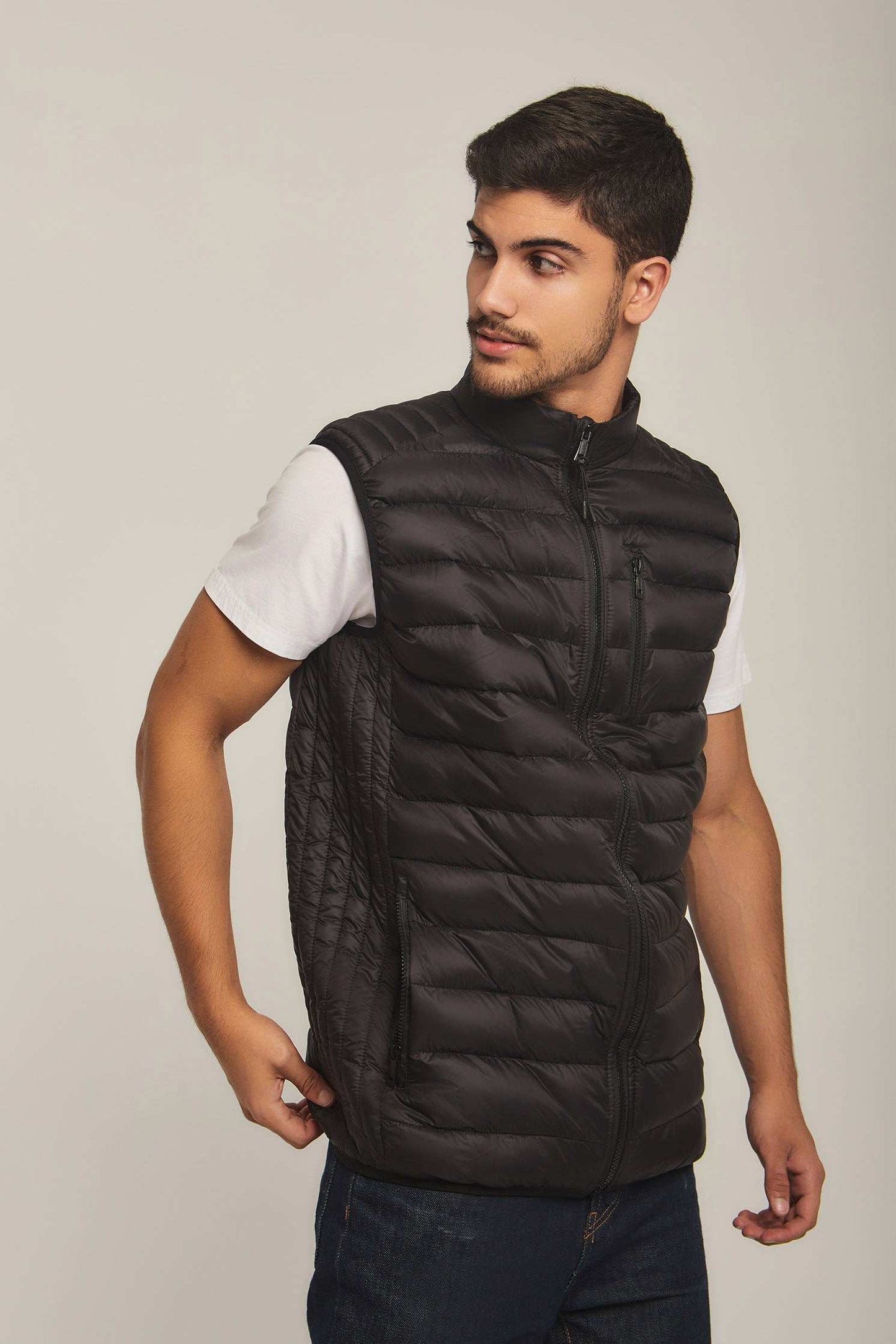 Men Regular Fit Vest - Black